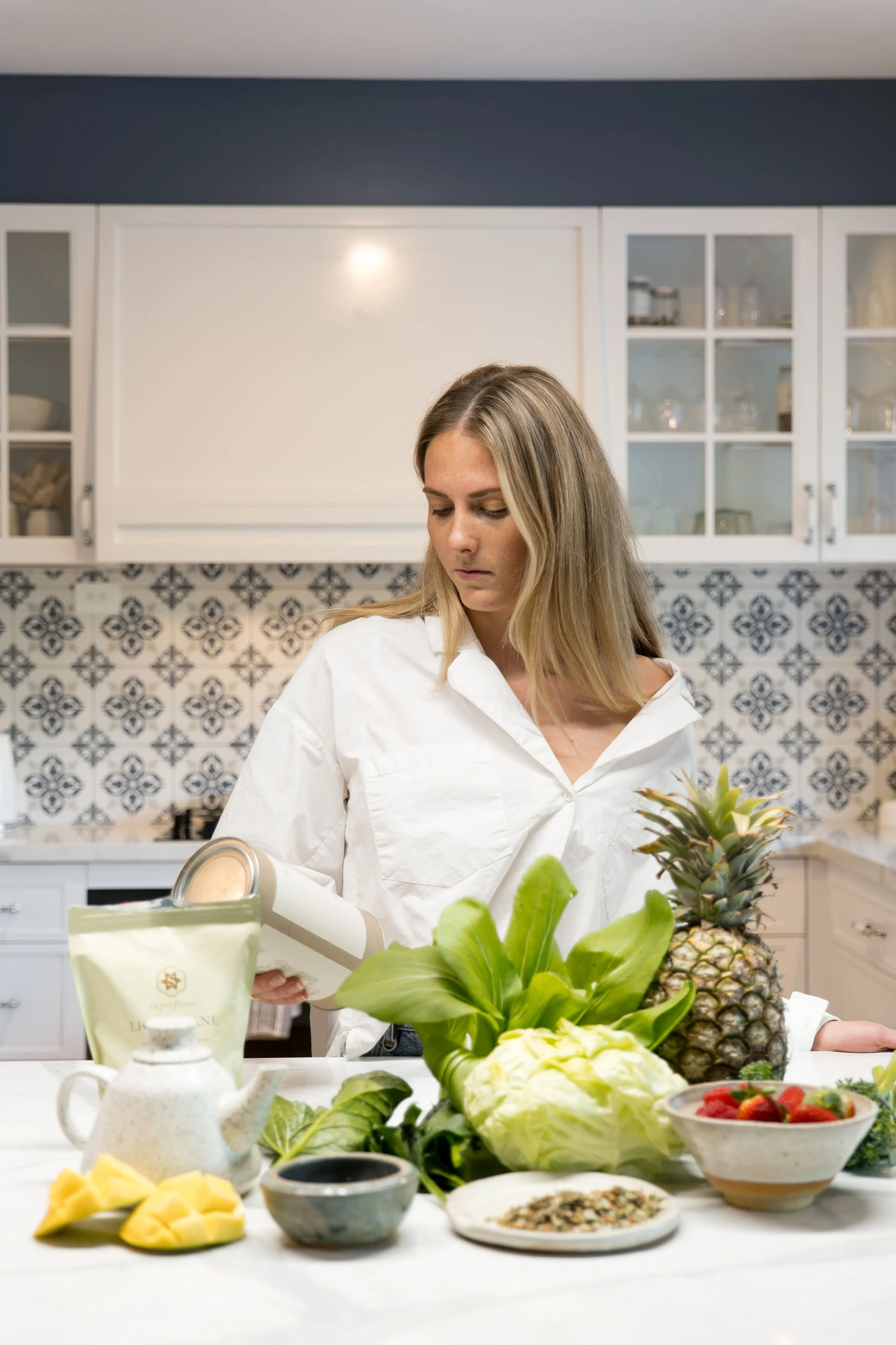 Nutritionist in kitchen