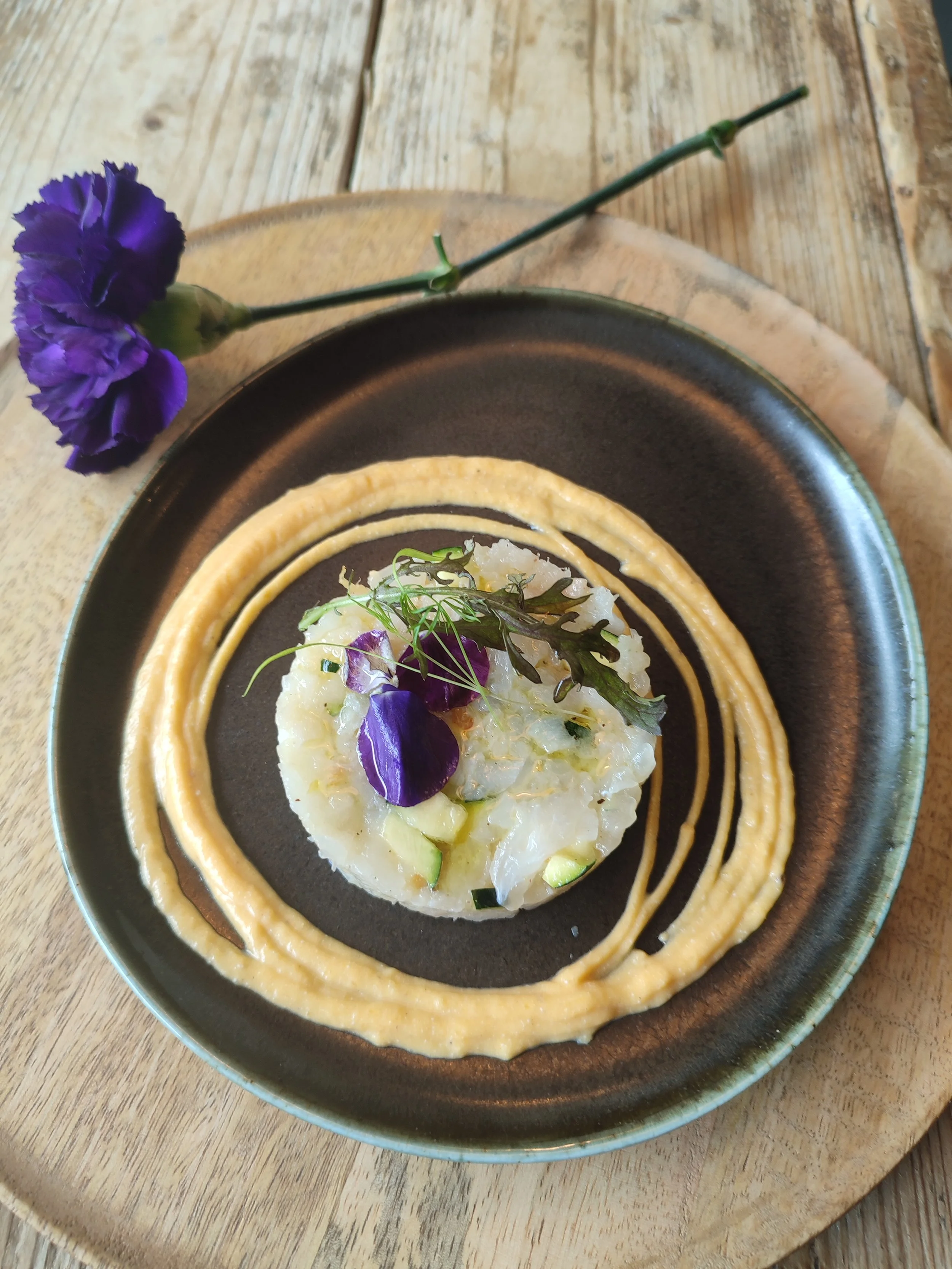 2025-05 heilbot tartaar sit down.jpg