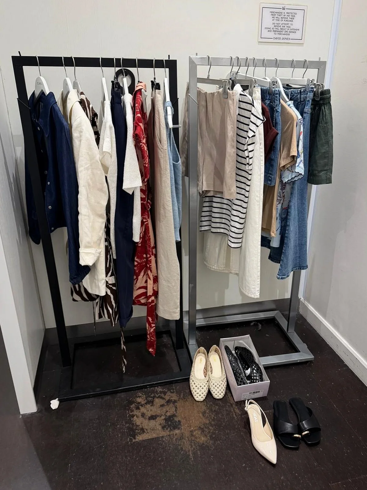 I gush over Lee every time we shop 🫶🏼

This gorgeous client is a repeat and is the 4th time we have shopped together.

This particular shop was more focused on casual wear &amp; we nailed the hit list in 2 hours! (as you can see from lee&rsquo;s be