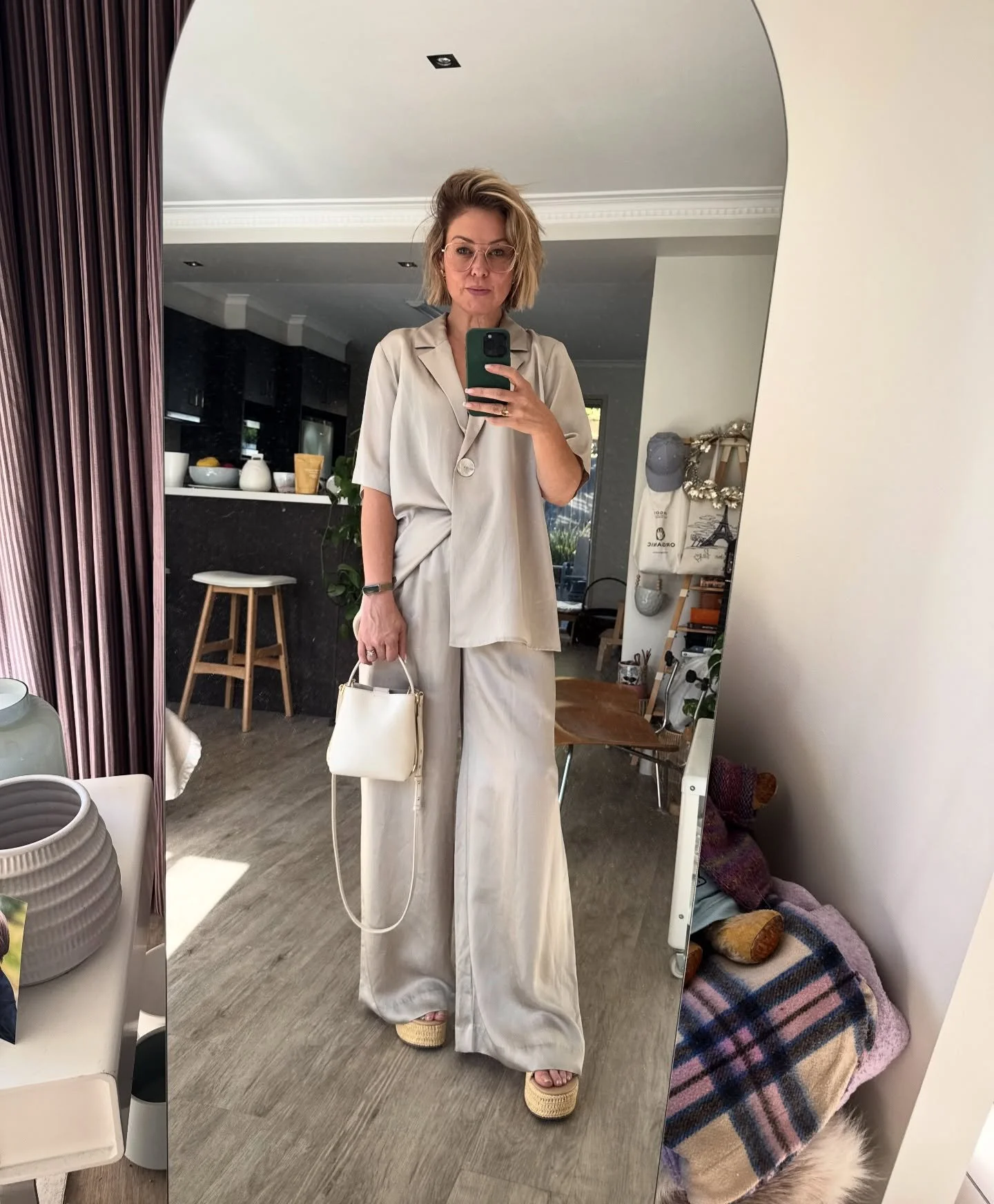 Hello 37 degrees in Melbourne 🫶🏼

Now this is my kind of weather!

2 beautiful client wardrobe sessions today. 1 brand new client who I&rsquo;ll be hitting the shops with on Sunday, and one who&rsquo;s been with me since 2015 🥰 I lost track of how