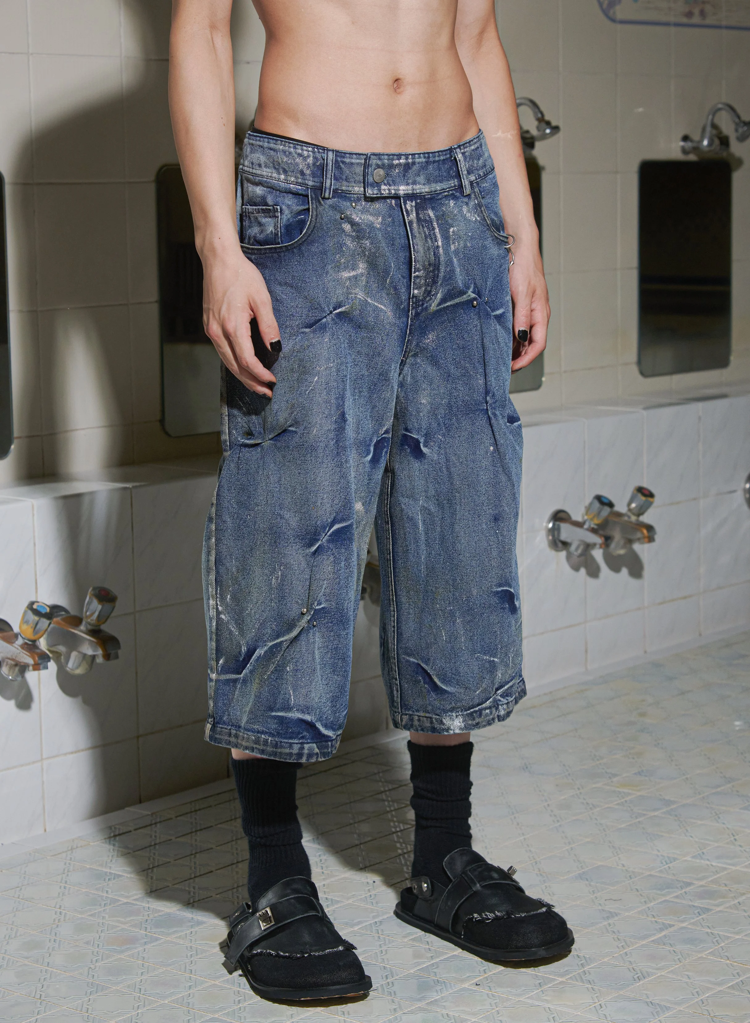 Pierced Cropped Jeans