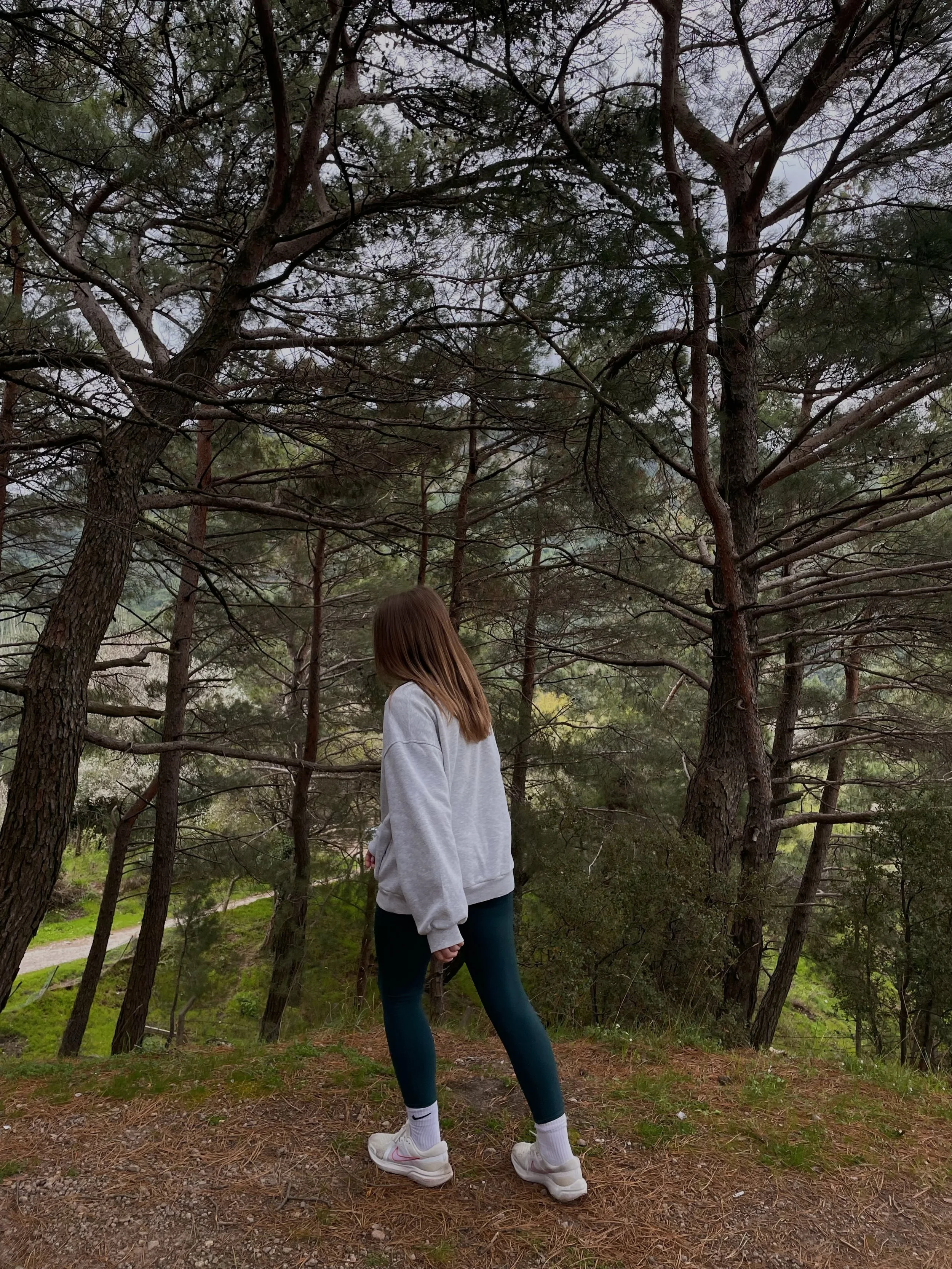 Fragmented Realities: The Loneliness of Unshared Context