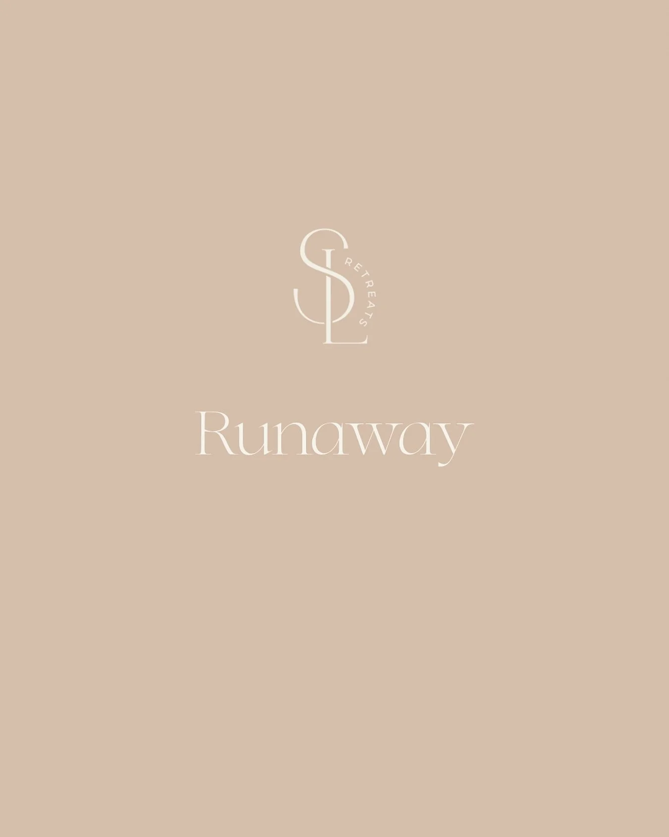 Runaway from the everyday, from the noise, from the rush. Here, every moment slows down. 🌿

Branding by @sophie_jackson_studios 
.
.
.
.

#RunawayToSugarLoafRetreats #SugarLoafRetreats  #EscapeToWales #CountrysideLuxury #breconbeacons