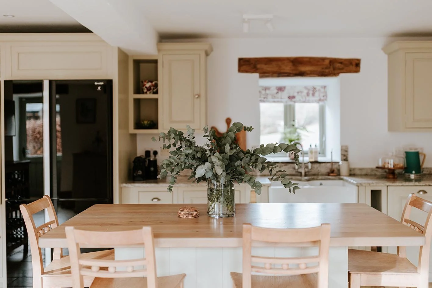 96-sugar-loaf-retreats-old-cider-mill-kitchen.jpg