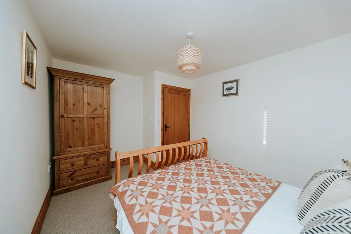 142-sugar-loaf-retreats-old-cider-mill-bedroom.jpg