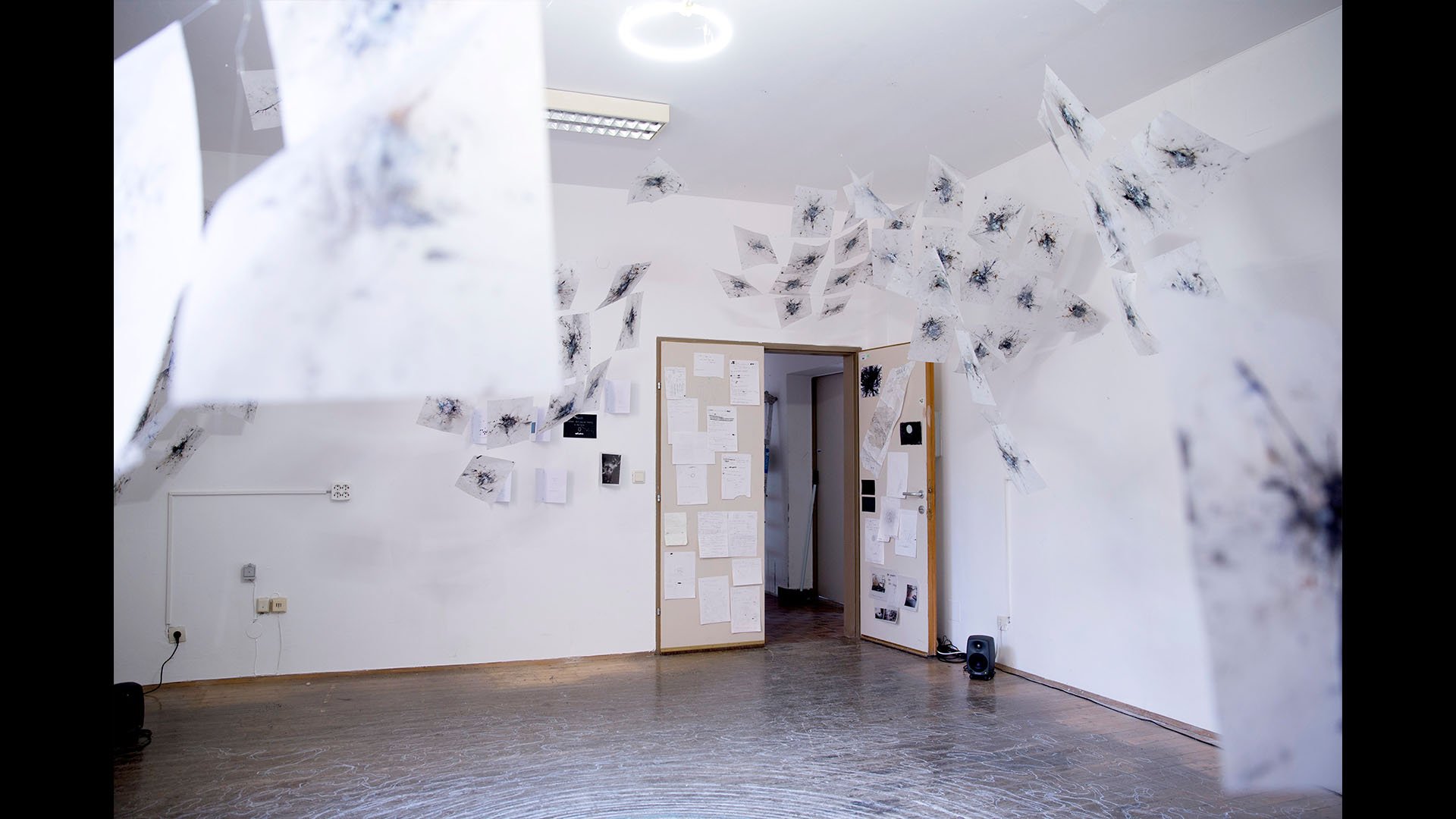 Anna Gabriele
TIDALAIR
2015
___
installation
100x paintings: oil, metal, ink, explosives on tracing paper
shark teeth, clay, acrylic resin, ink, vulcanic sand, debris
sound