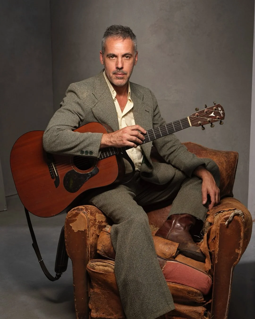 1ST SINGLE OF THE UPCOMING SELF-TITLED ALBUM OUT NOW! 🚀

Check it out  on all platforms via link in bio ✨

Here&rsquo;s what producer Jamie @evansmusic said about our collaboration:
Back in the early months of 2024 I began working with a Belgian art