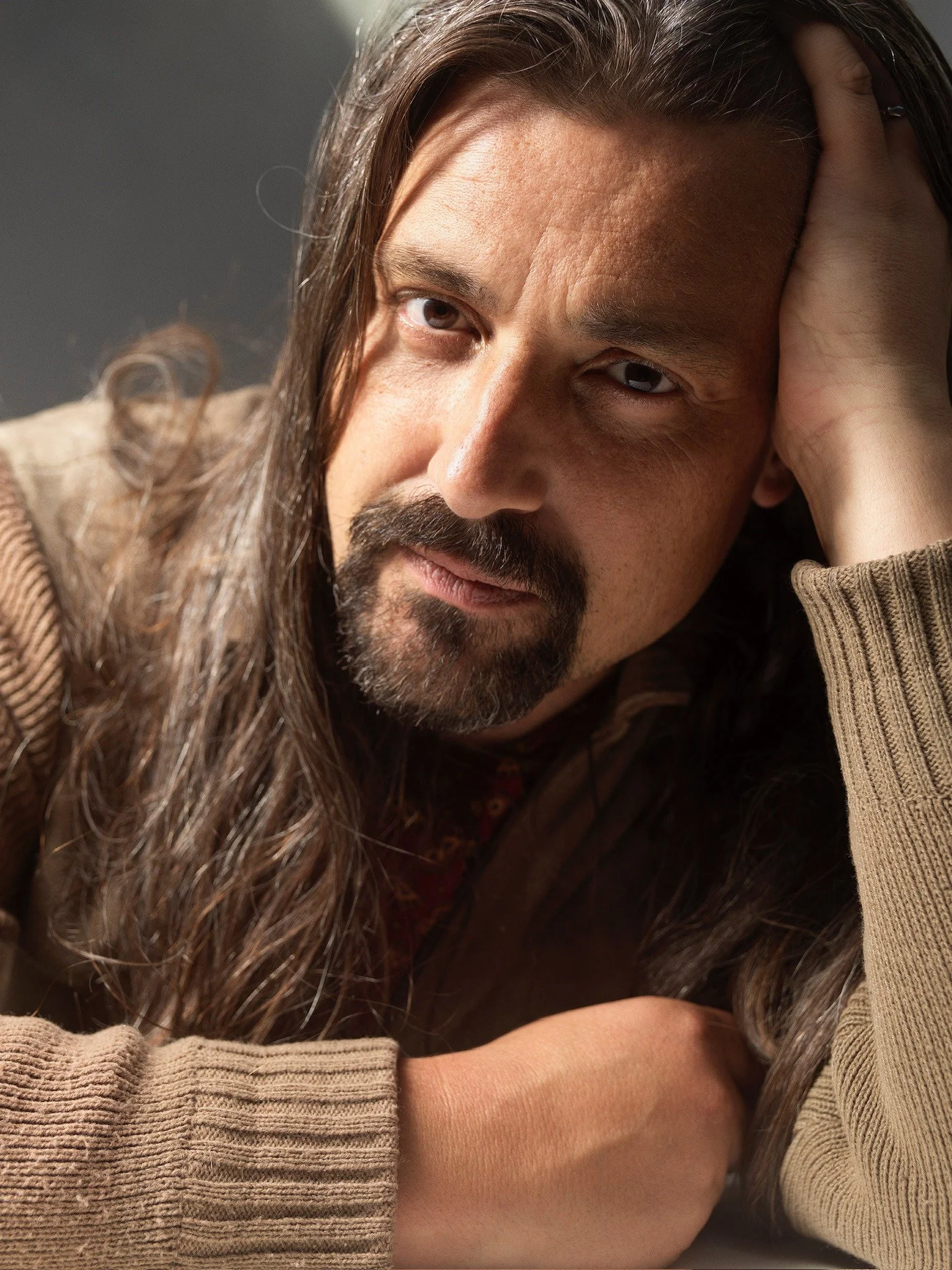 Introducing the people who collaborated on my upcoming album 🔥 Jamie Evans ( @evansmusic ) is not only the paramount producer of this album, he also did the mix at @superfly_studios (UK 🇬🇧). Splendid work 🫶 Proud to announce that Jamie Evans will