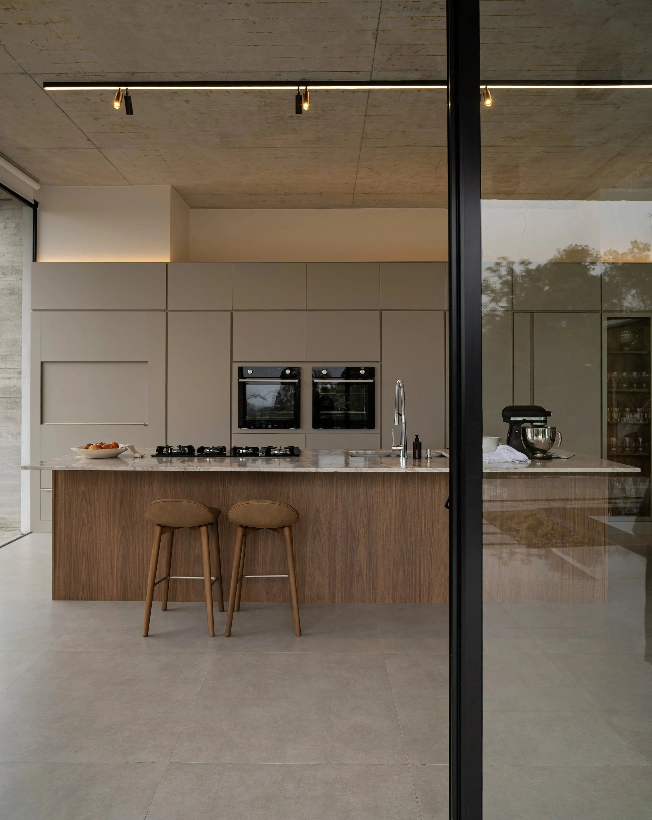 Modernes Interior Design einer Schweizer Küche