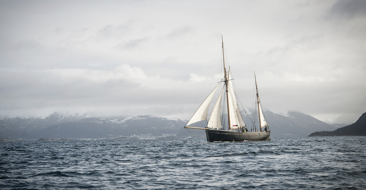 SEILTUR MED STOREGGEN