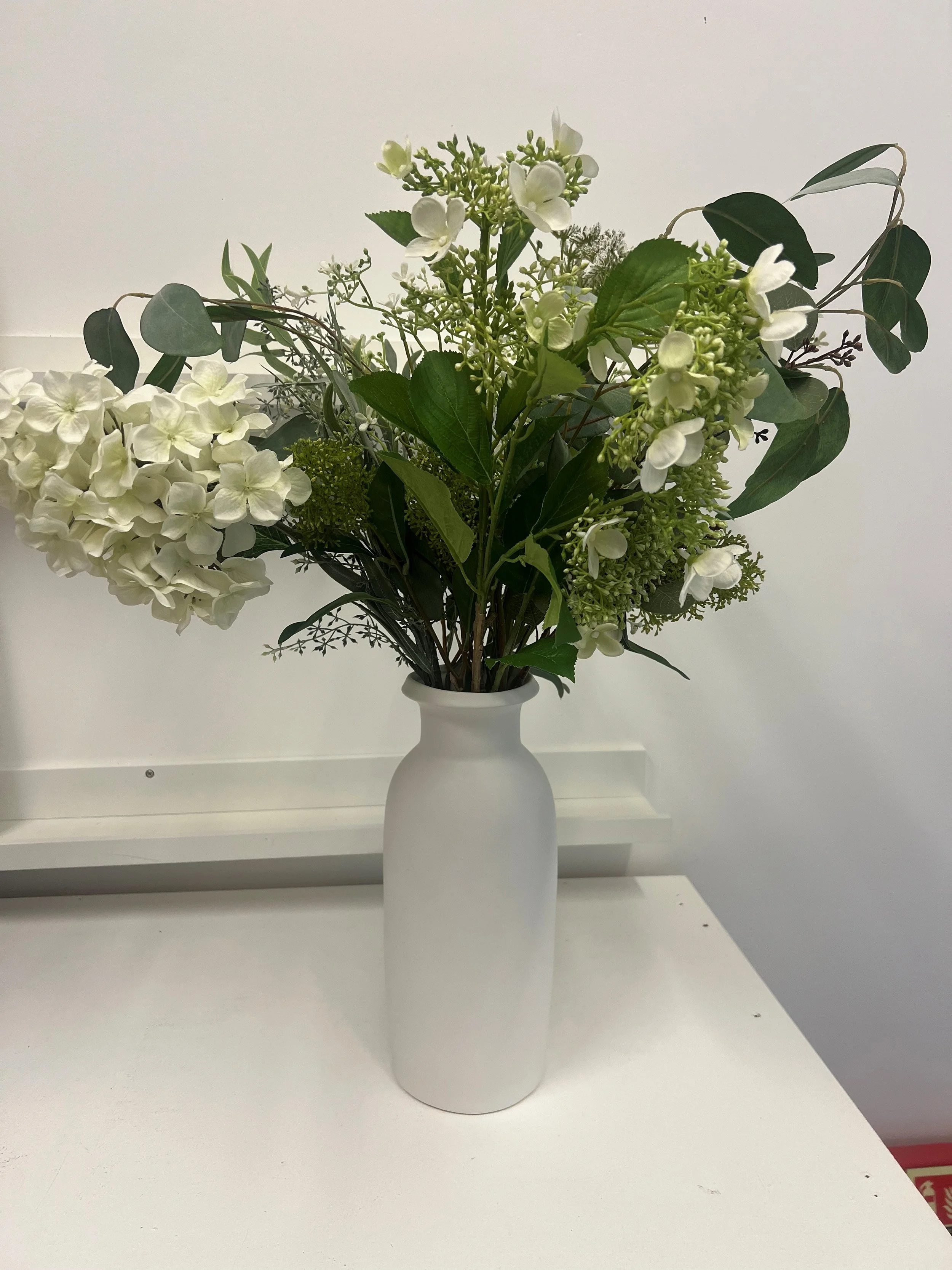 The Classic White & Green Flower Arrangement