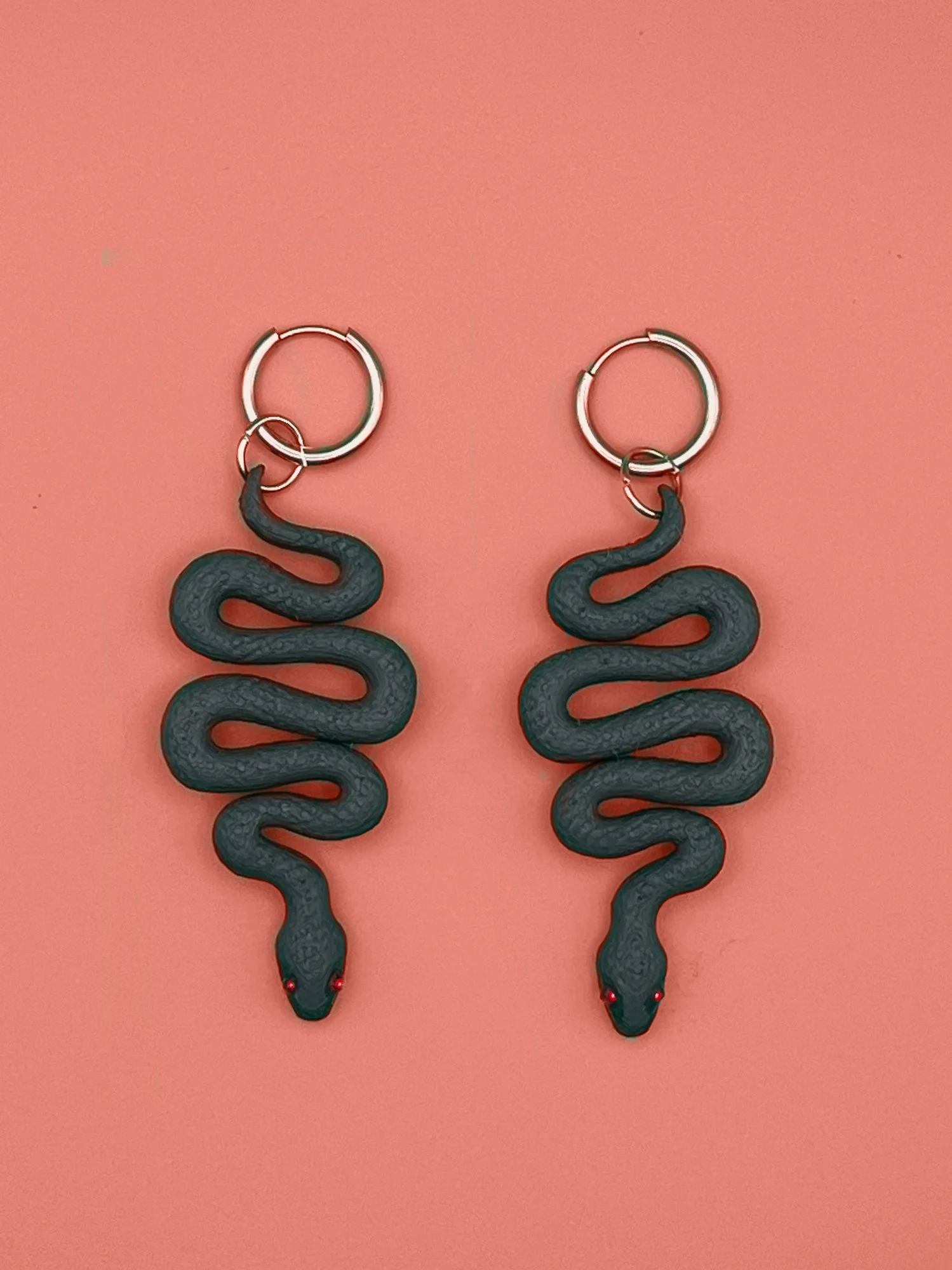 Pendientes "Serpiente negra"