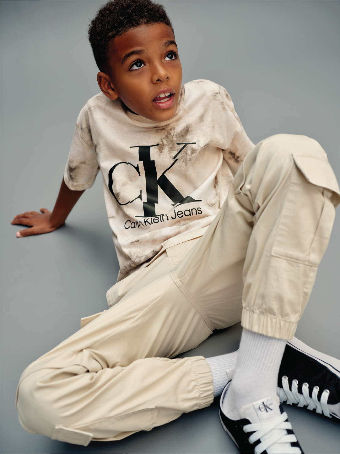 boy creme outfit.png