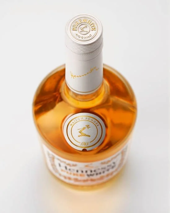 Hennessy+pure+white+pack34551_C copie.jpg