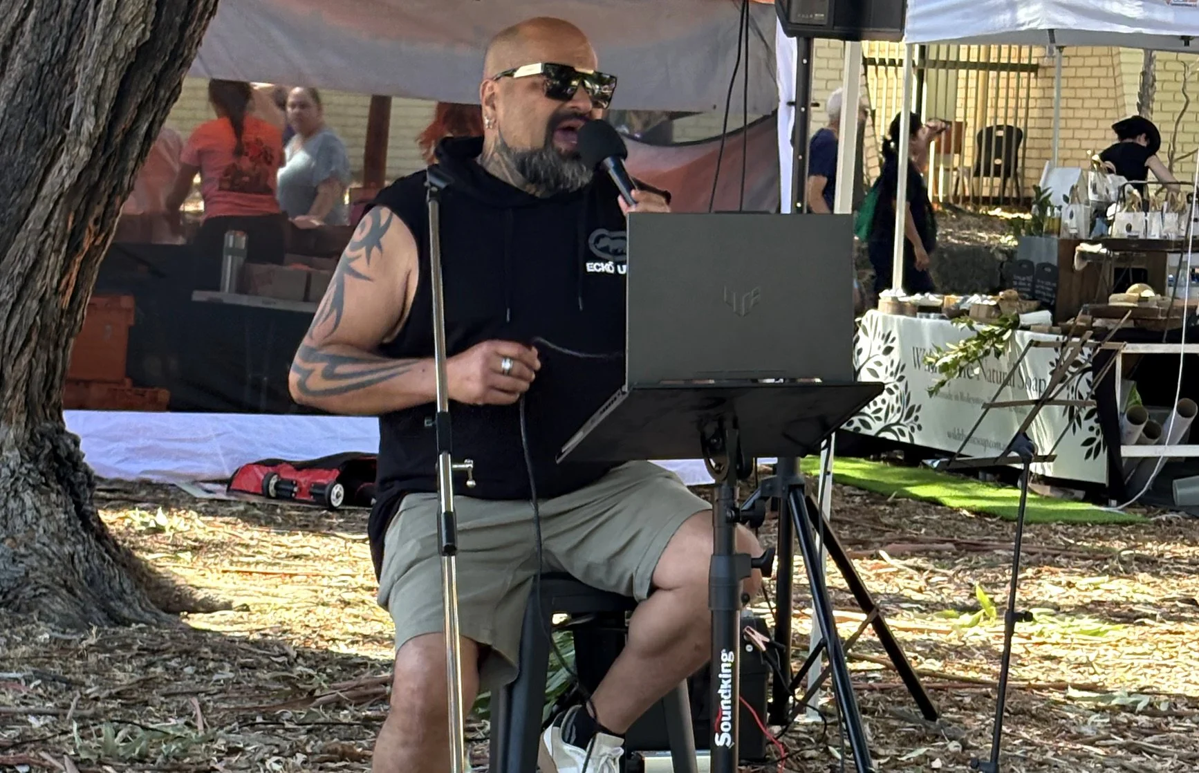 Live music at the Manning Road Farmers Market