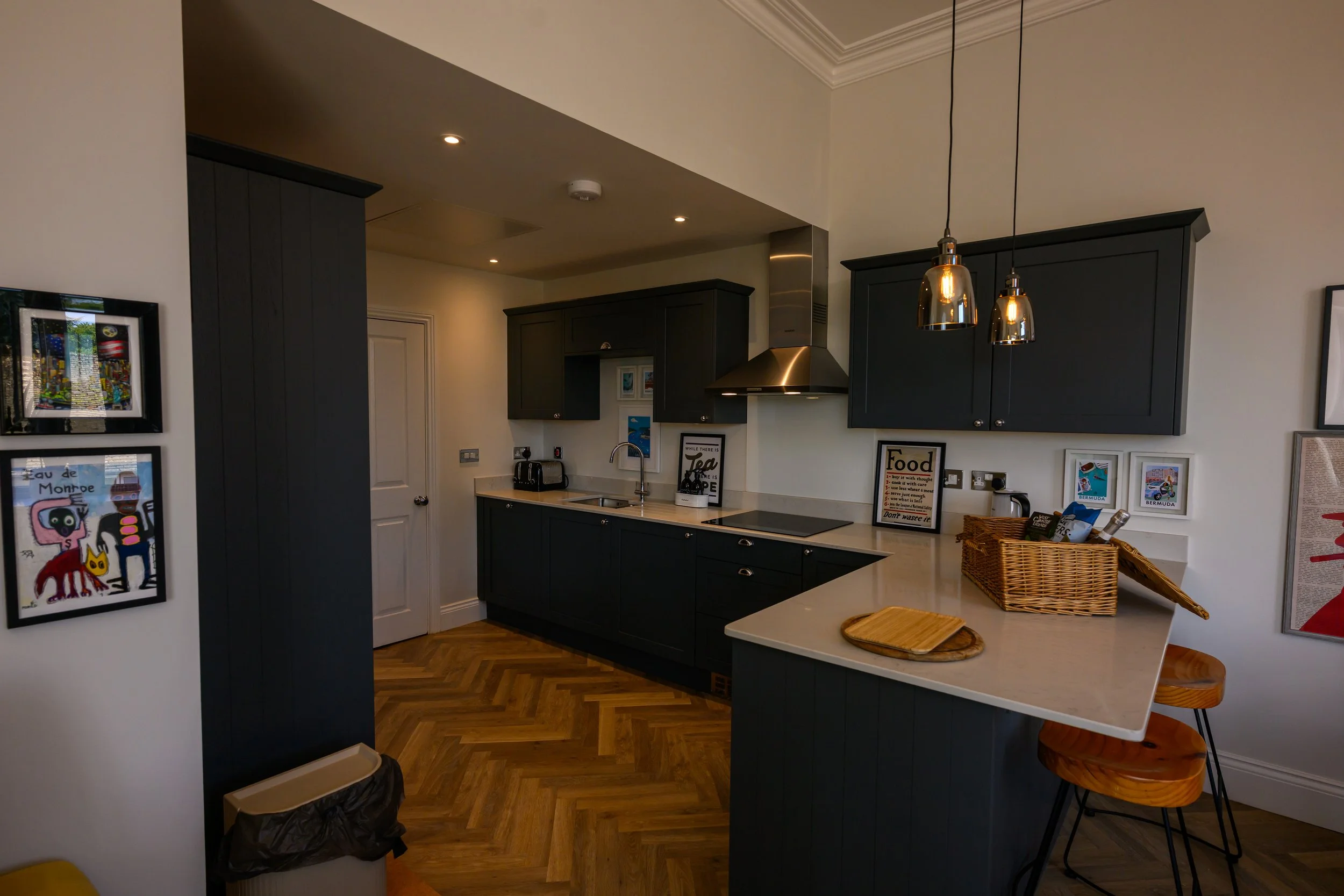 Apartment - Moreton-18.jpg