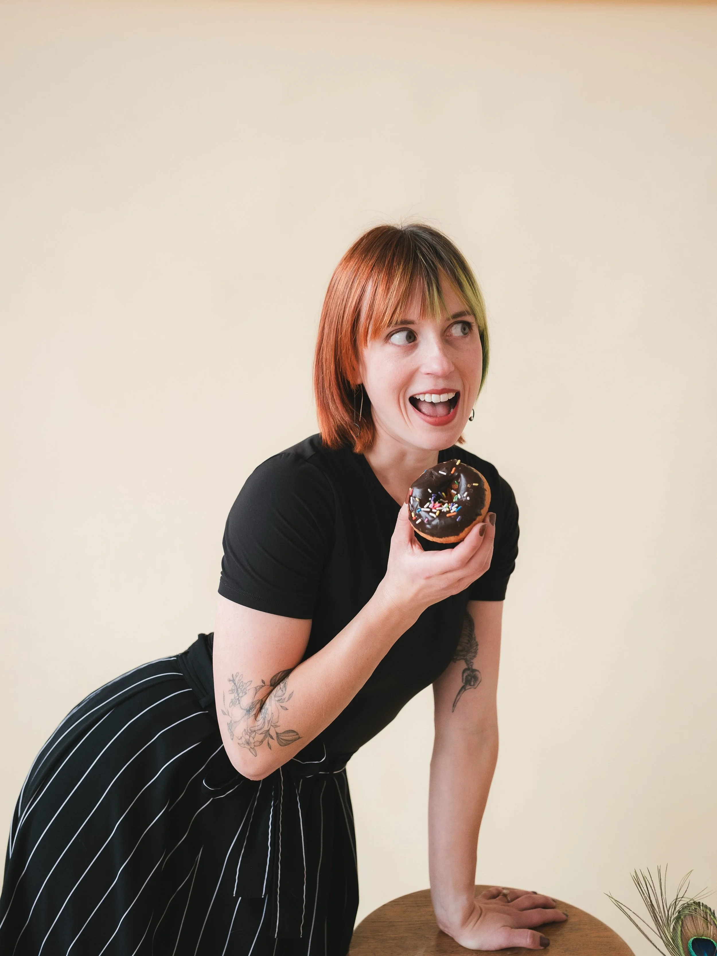Big news coming soon? I&rsquo;m sure I donut know what you&rsquo;re talking about 🤫🤐
The real question: why does my face look like I&rsquo;m always plotting something? 
(Real answer: Maybe I am&hellip; guess you&rsquo;ll find out in like a few week