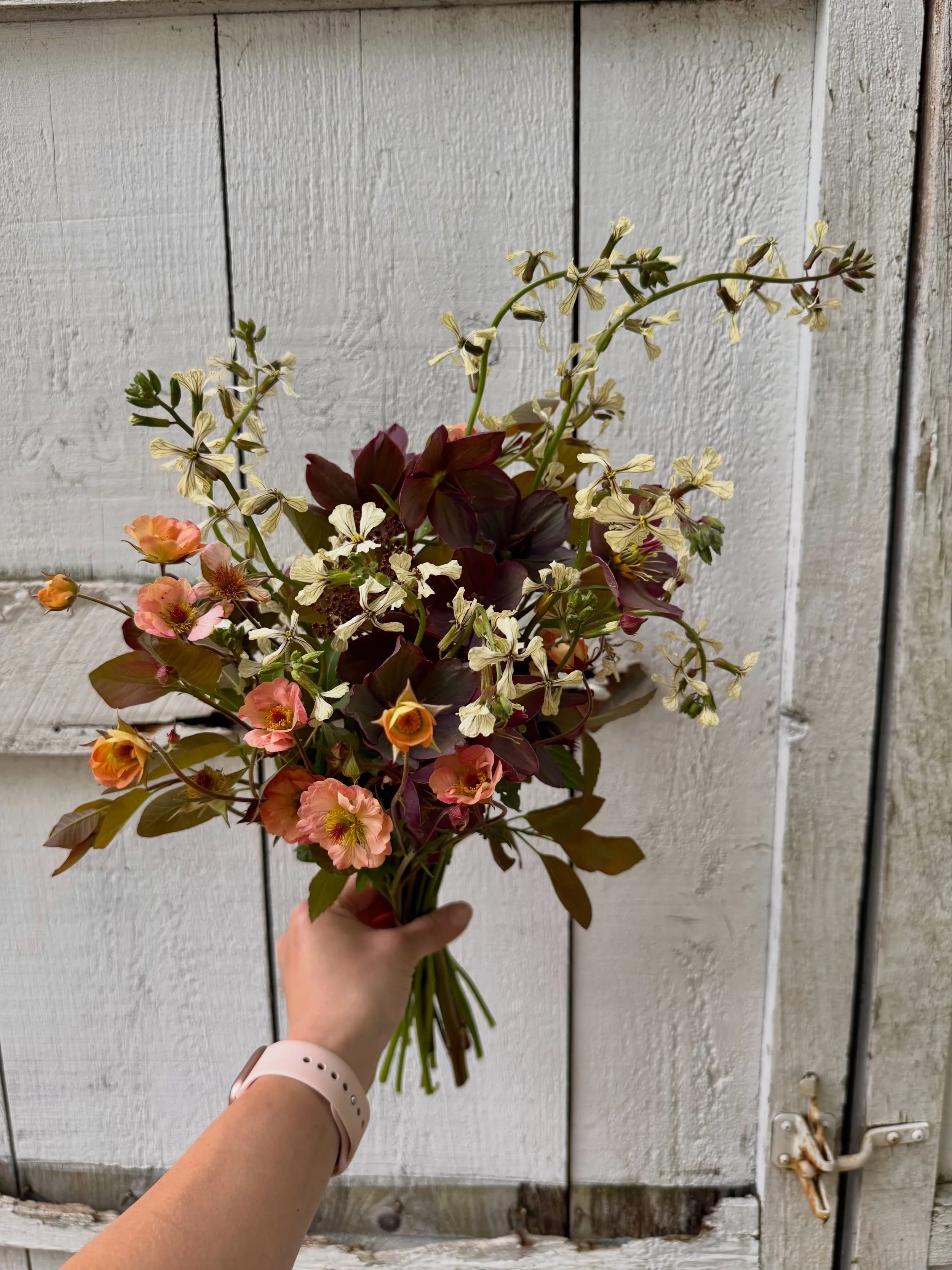 It&rsquo;s your wedding day! Which May bouquet are you choosing!? 1, 2, or 3?
.
Vote below, and lmk why!
.
And if you are planning your wedding around seasonal flowers&hellip; just know May is a GOOD month 🥰🥰