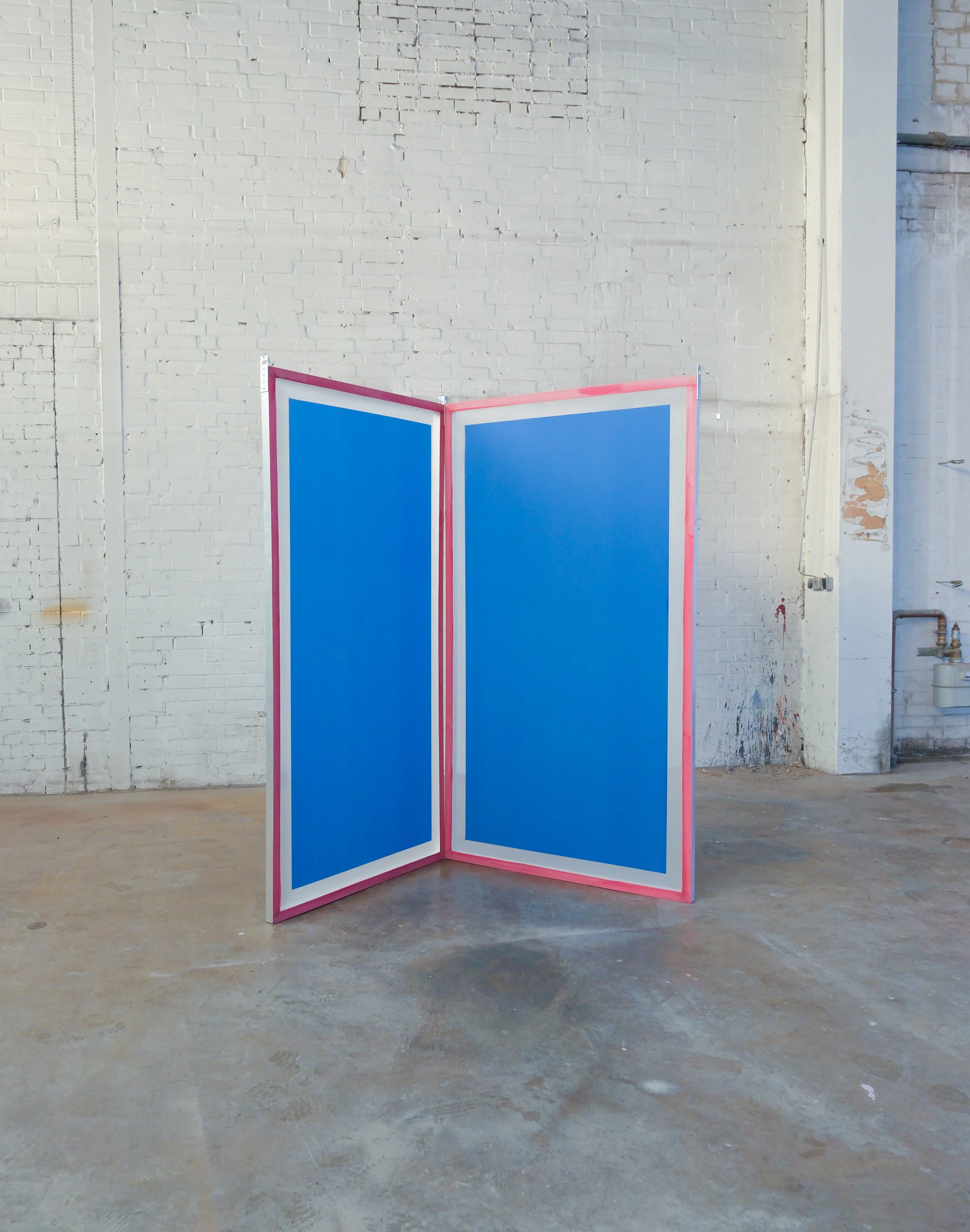 #005 SEPARATION WALL