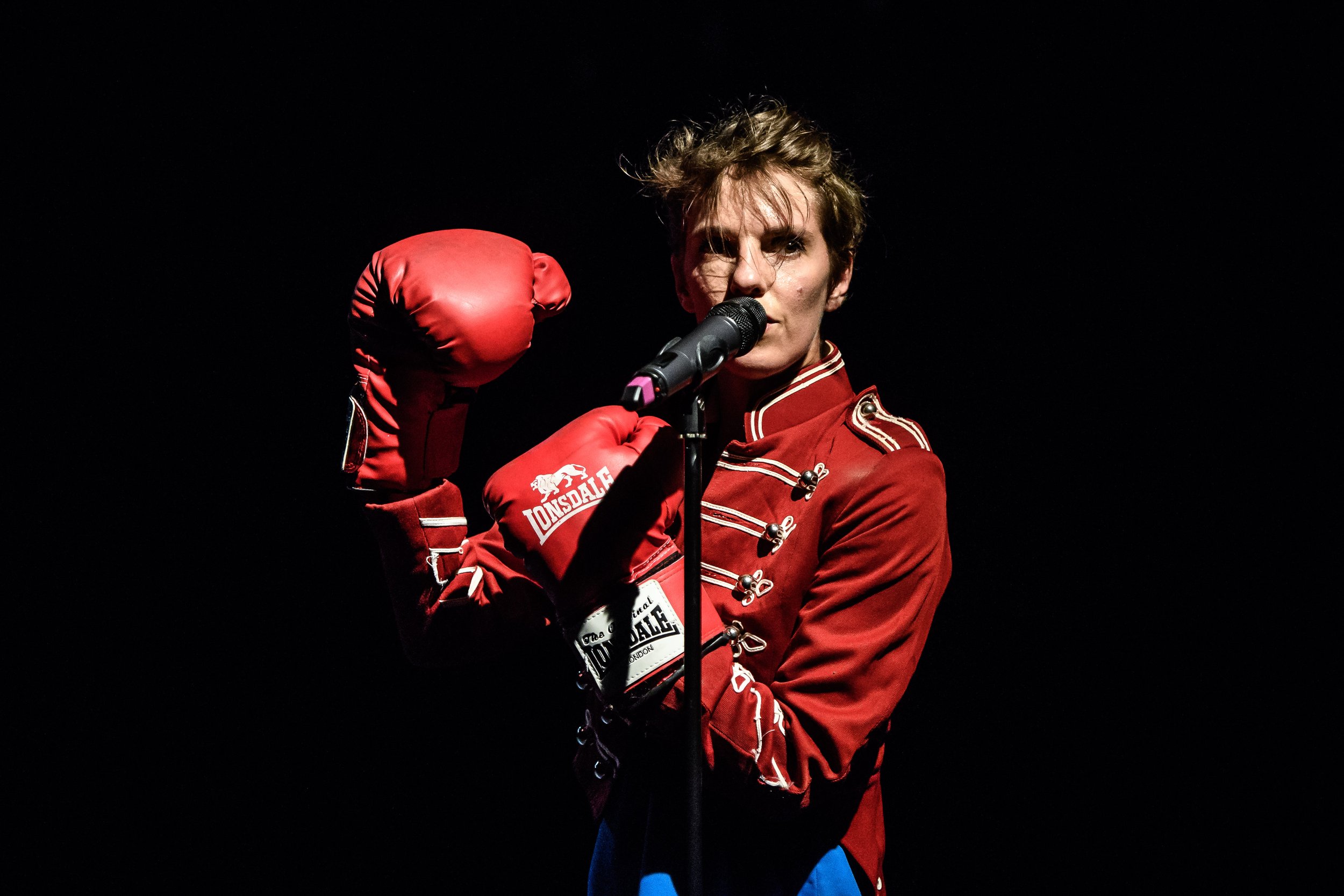 stephen-wright-photography-antonia-grove-now-you-see-it-33 copy.jpg