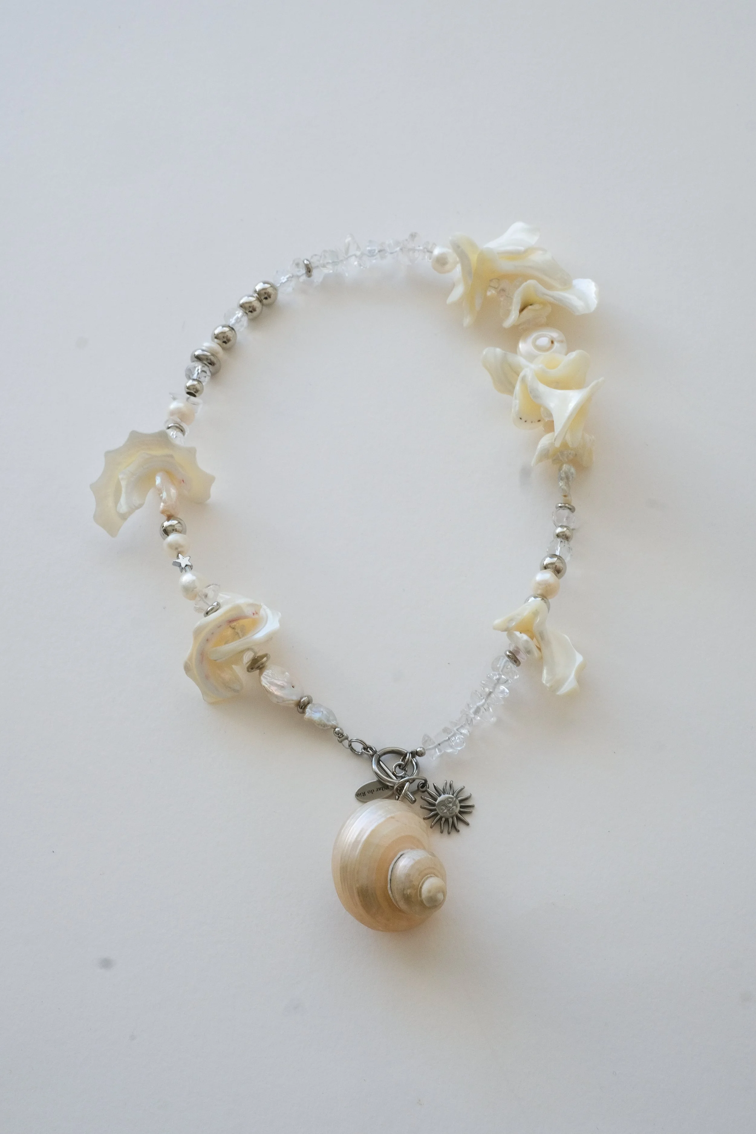 Akless Necklace