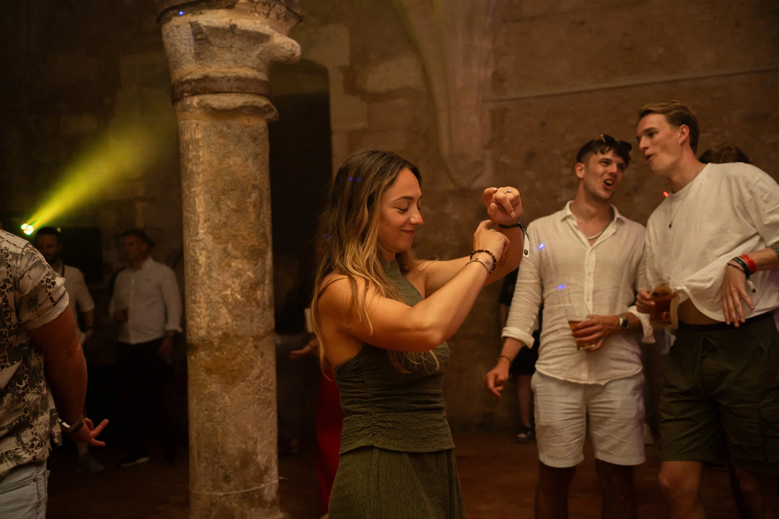 Evening Entertainment & Dj Sets