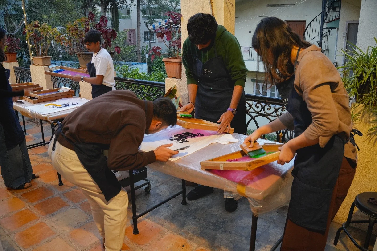 JAM attendees screen printing their designs