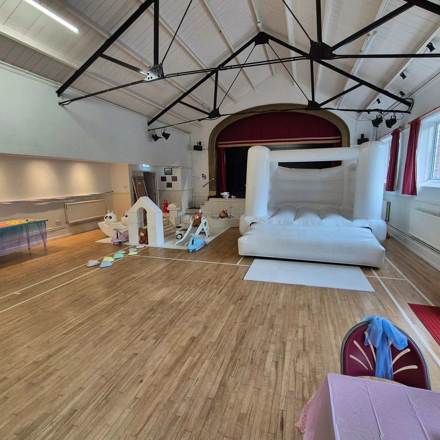 🎉 Planning a party? Our soft play and bouncy castle hire is the ultimate way to keep little ones entertained! 🏰💫
From colourful castles to toddler-friendly soft play zones, we&rsquo;ve got everything to make your event stress-free and magical. ✨

