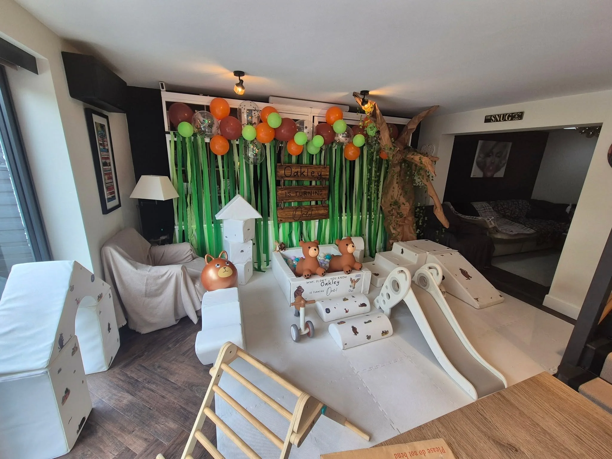 🎈 Bouncy castle + soft play = the perfect weekend combo! Check our availability for November 🧡
.
.
.
#BouncyCastleHire #SoftPlayHire #LittleBellesEvents #ToddlerPlay #PastelParty #FamilyFun #WestSussexEvents #SurreyEvents #HampshireEvents #EventHir