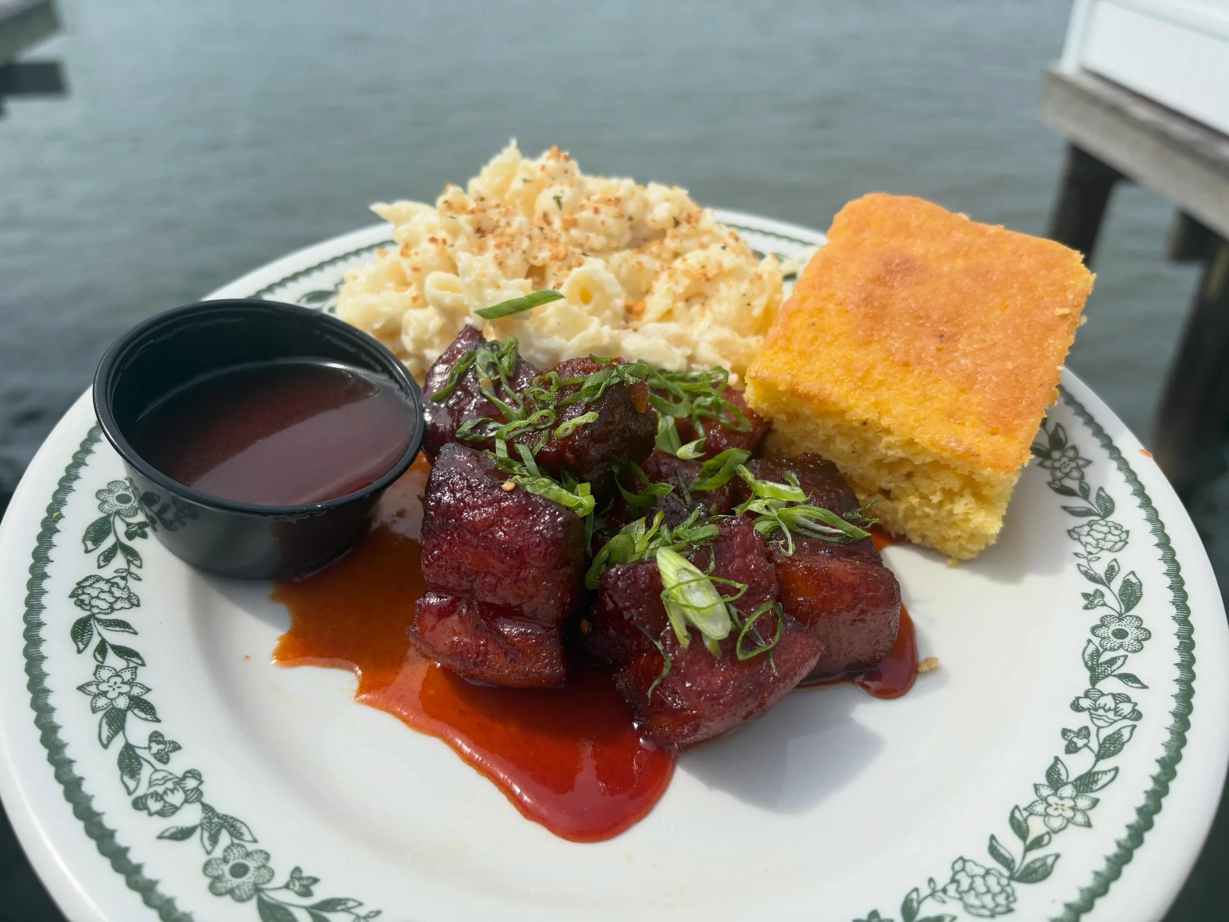 BRAISED &amp; SMOKED PORK BELLY BURNT ENDS🐷🐷🐷🐷🐷🐷🐷🐷
Our Assistant GM, Matteo, Created this Awesome Dish. Braised and Slow Smoked, These Pork Belly Burnt Ends are Super Tasty. Served w Our Hawaiian  Pineapple BBQ Glaze, One Side &amp; Cornbread
