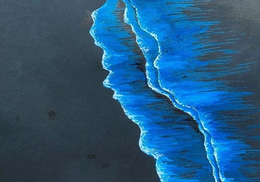 Sea sparkles on different scales