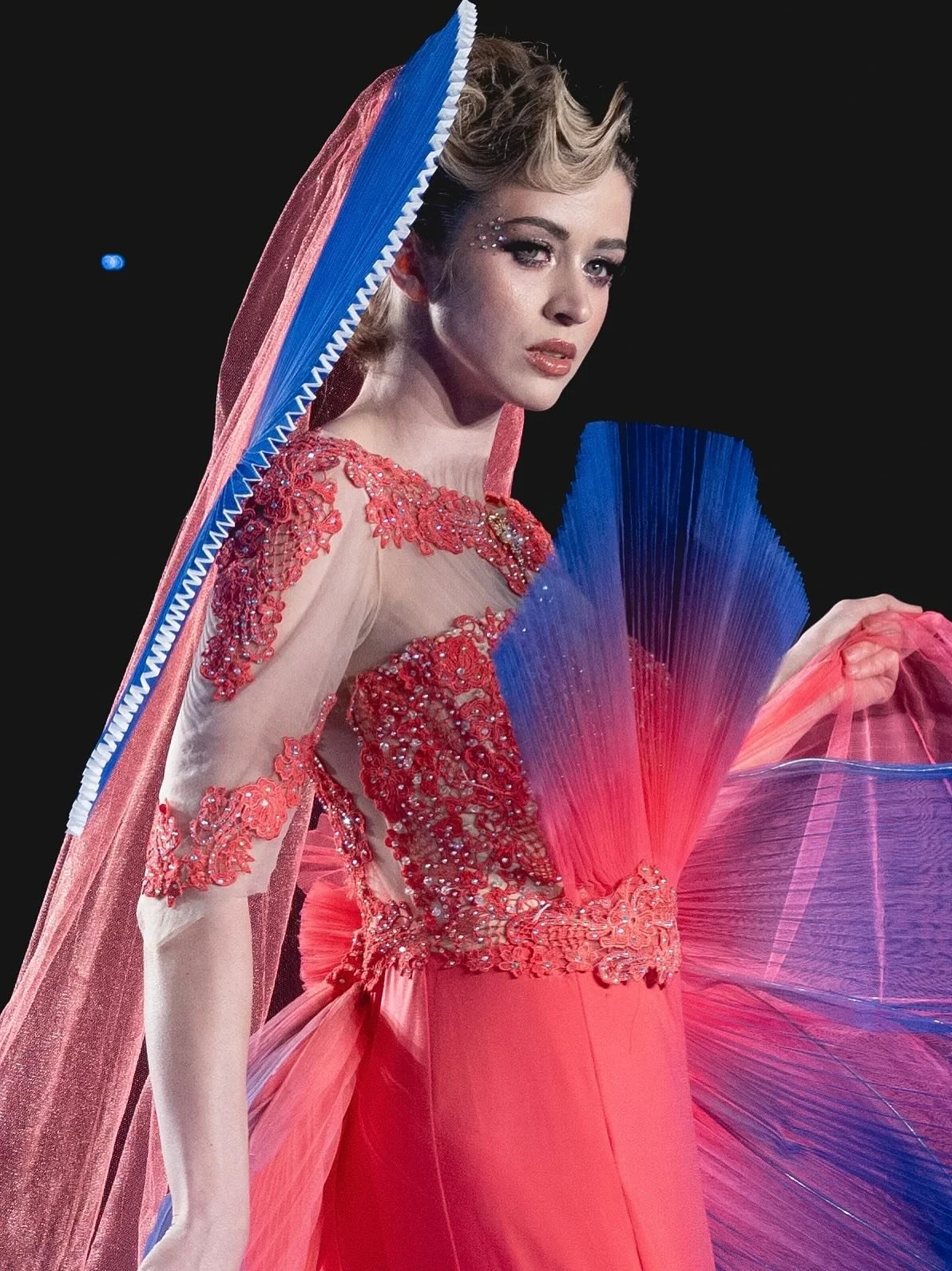 It&rsquo;s the season 
#NYFW #RUNWAY7 #SONYHALL