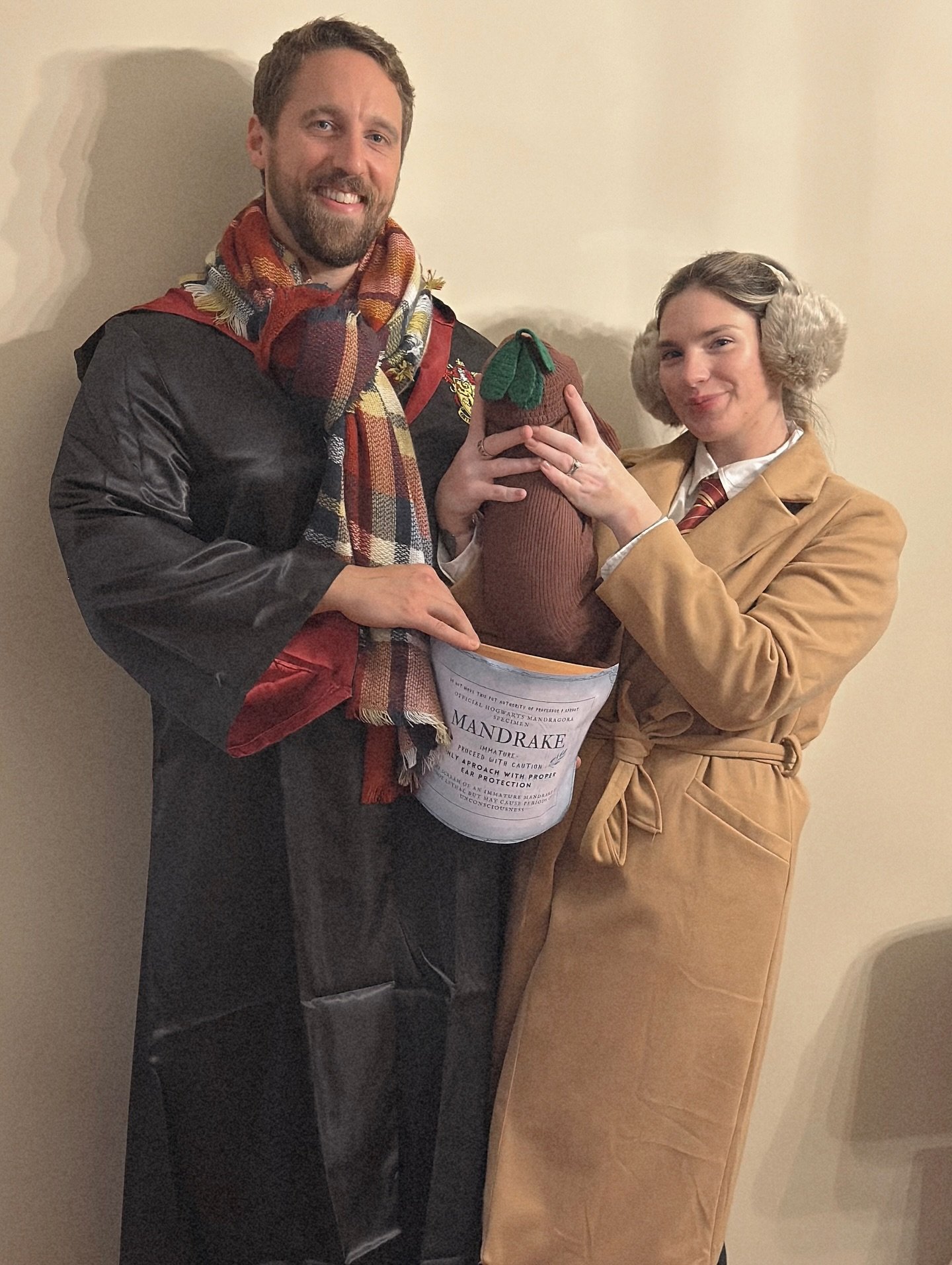 professor sprout, are you proud of our mandrake repotting? 🌱