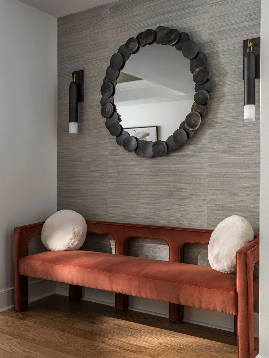 Ilumina6_16_26_RusticWhite008.jpg
