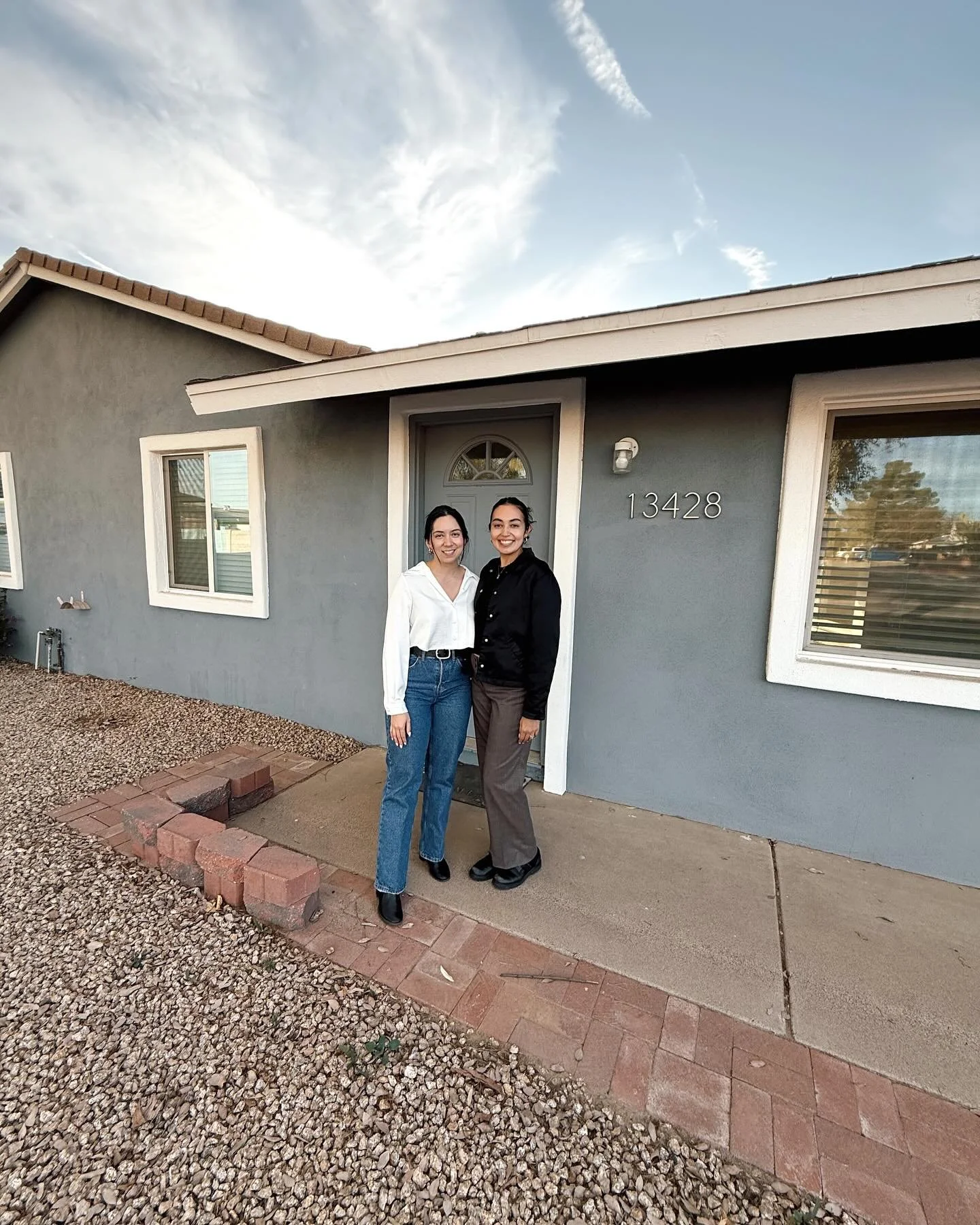 Today I got to hand the keys off to my sweet friends first home🔑✨ I remember over two years ago, before getting my license, Kirsten and I would sit in my classroom at lunch giggling and searching houses on Zillow for her and her husband to grow thei