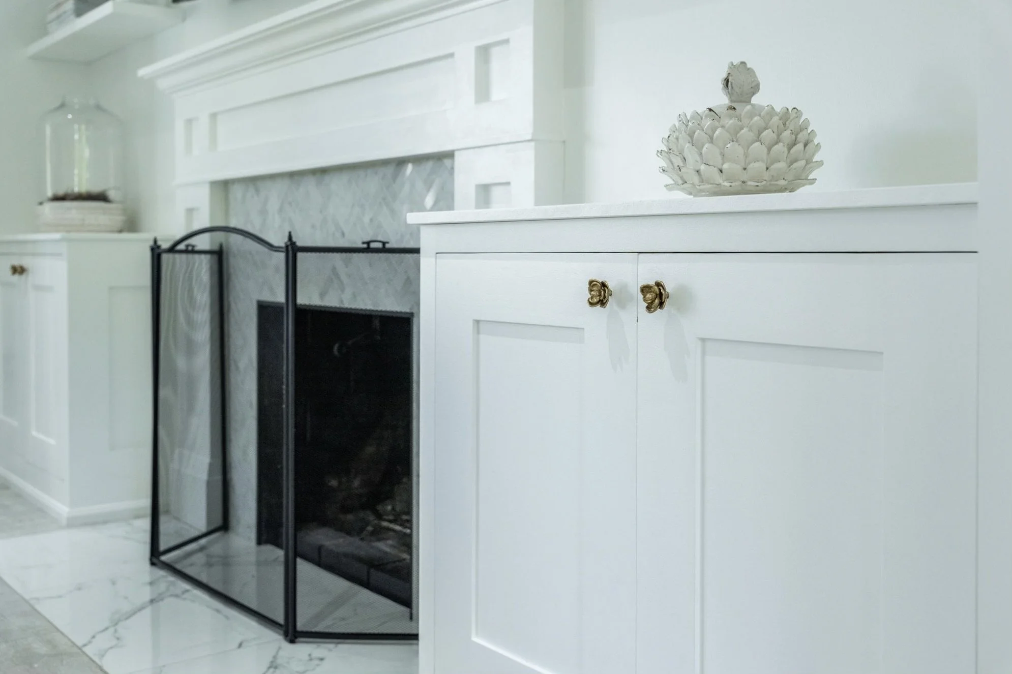 Fireplace and built ins.jpeg