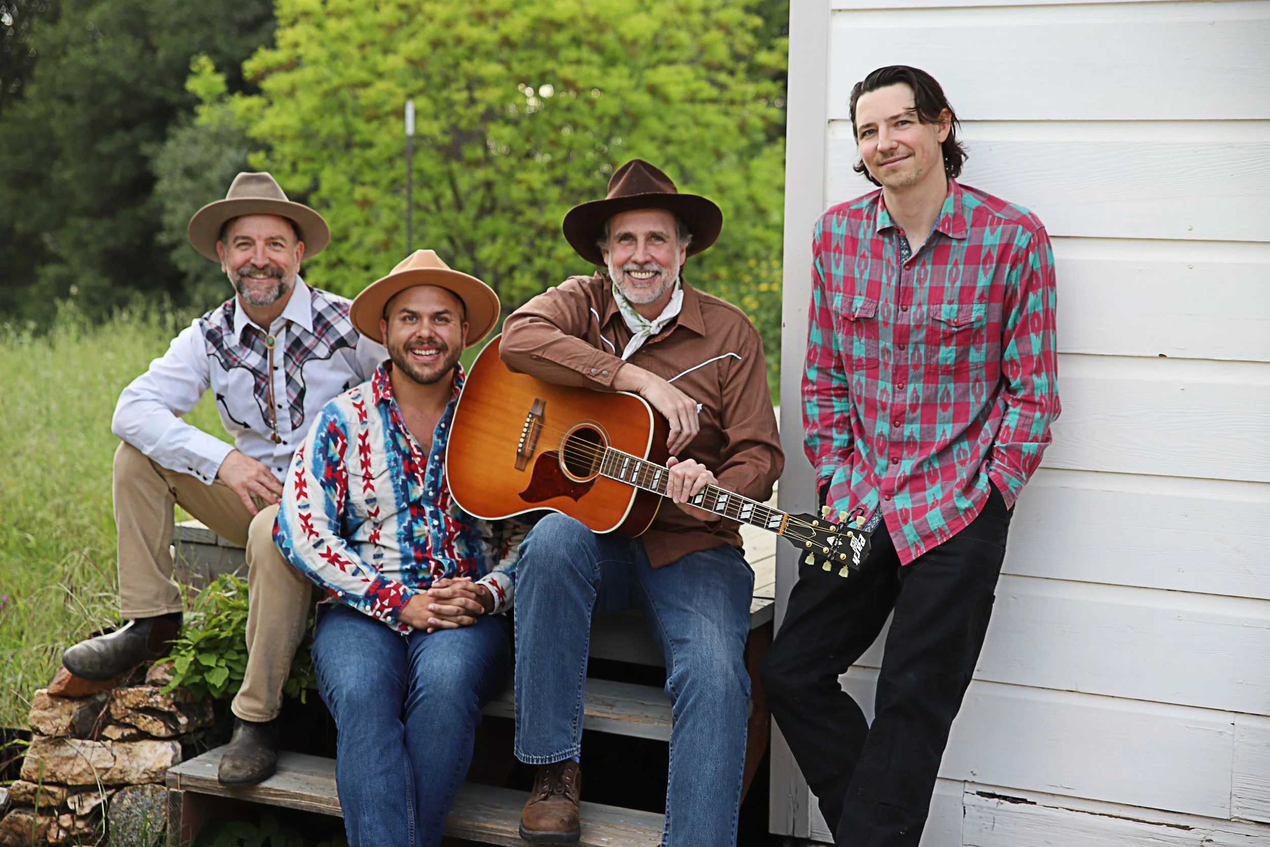 Sarsaparilla Strummers Picture
