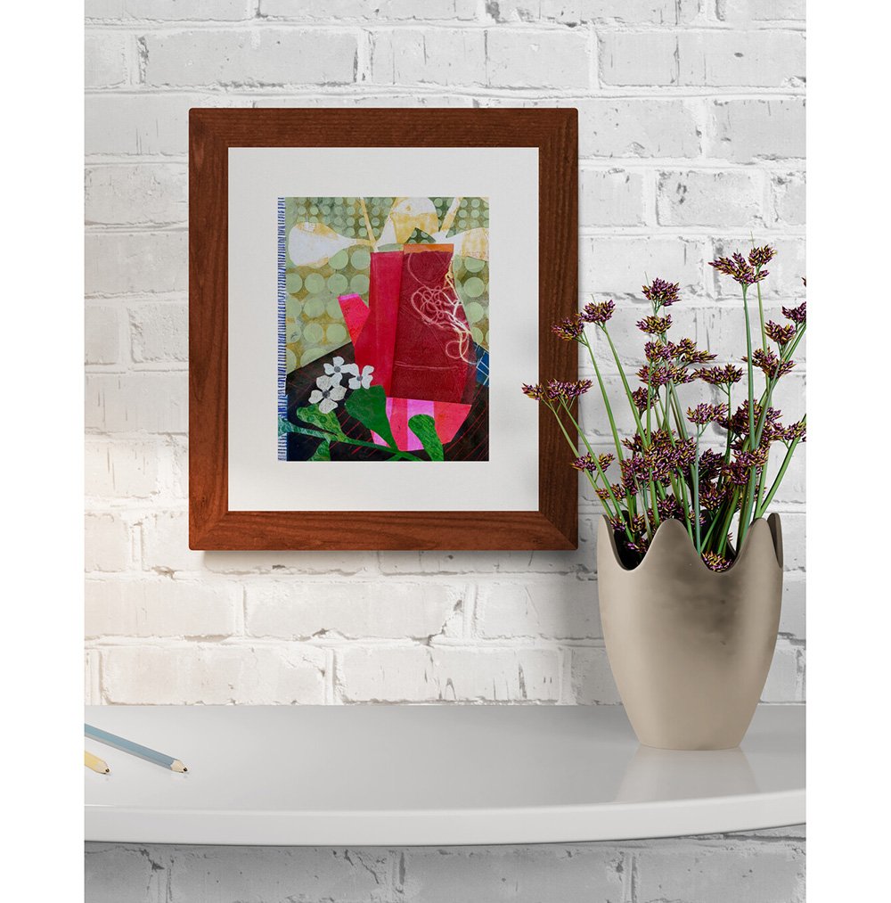 spout-lamp-and-vase-sitting-on-curved-shelf.jpg