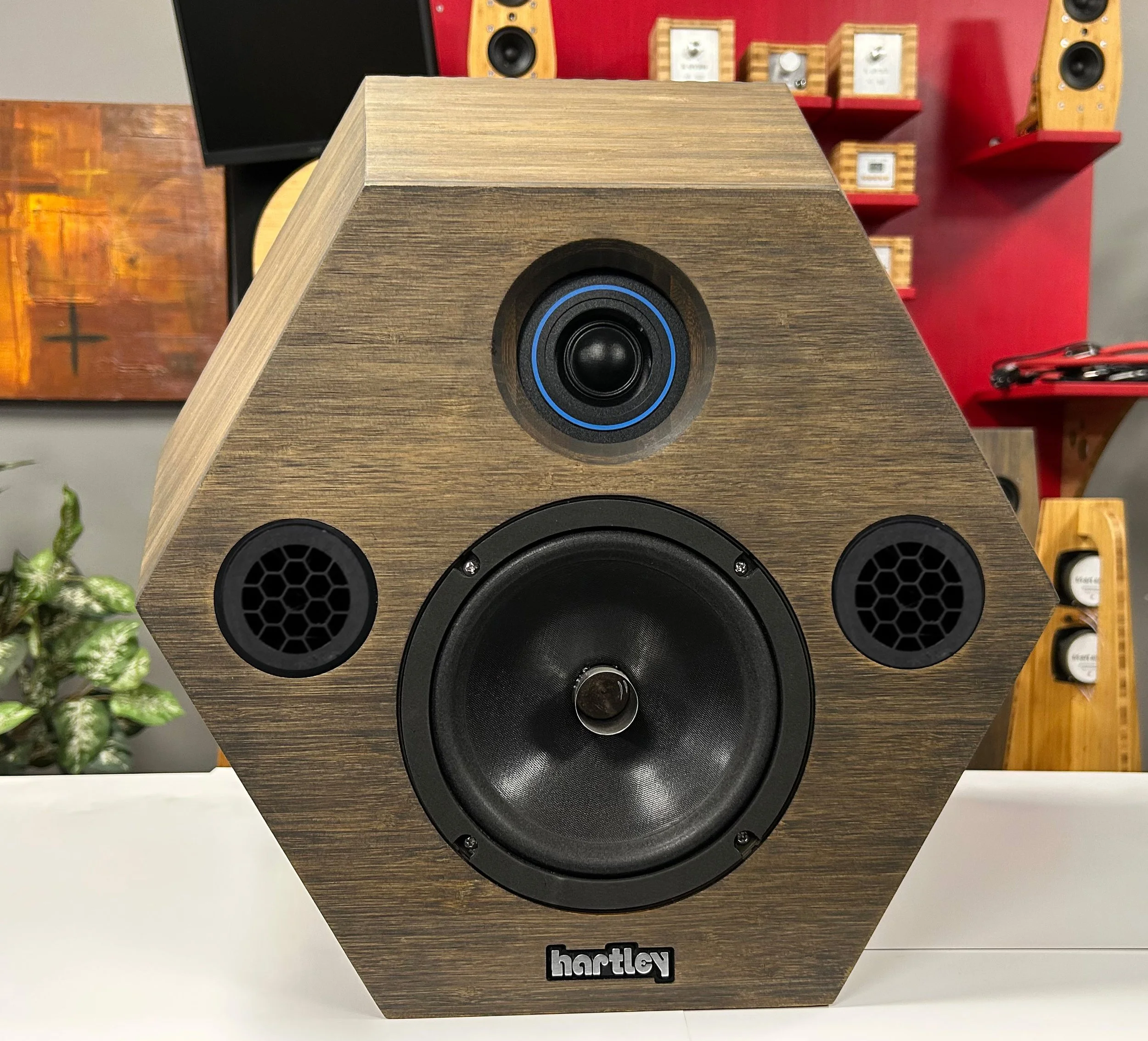 Compact Reference Monitor Loudspeaker