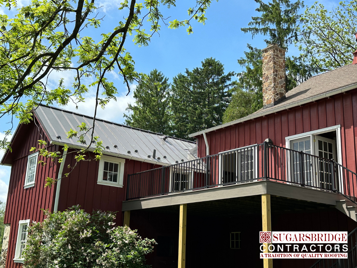 Custom-1%22-doublock-lock-Everlast-standing-seam-roof-01.png