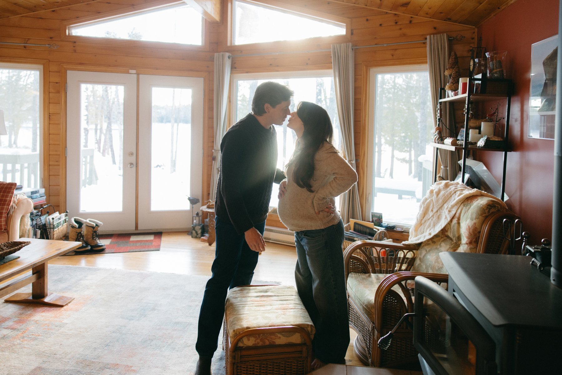 Ottawa-Maternity-Session-Cottage-0061.jpg