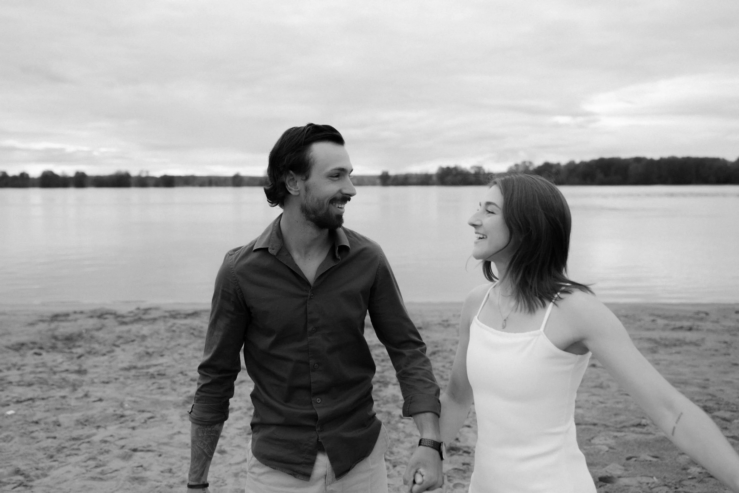 petrie-island-engagement-session-0030.jpg