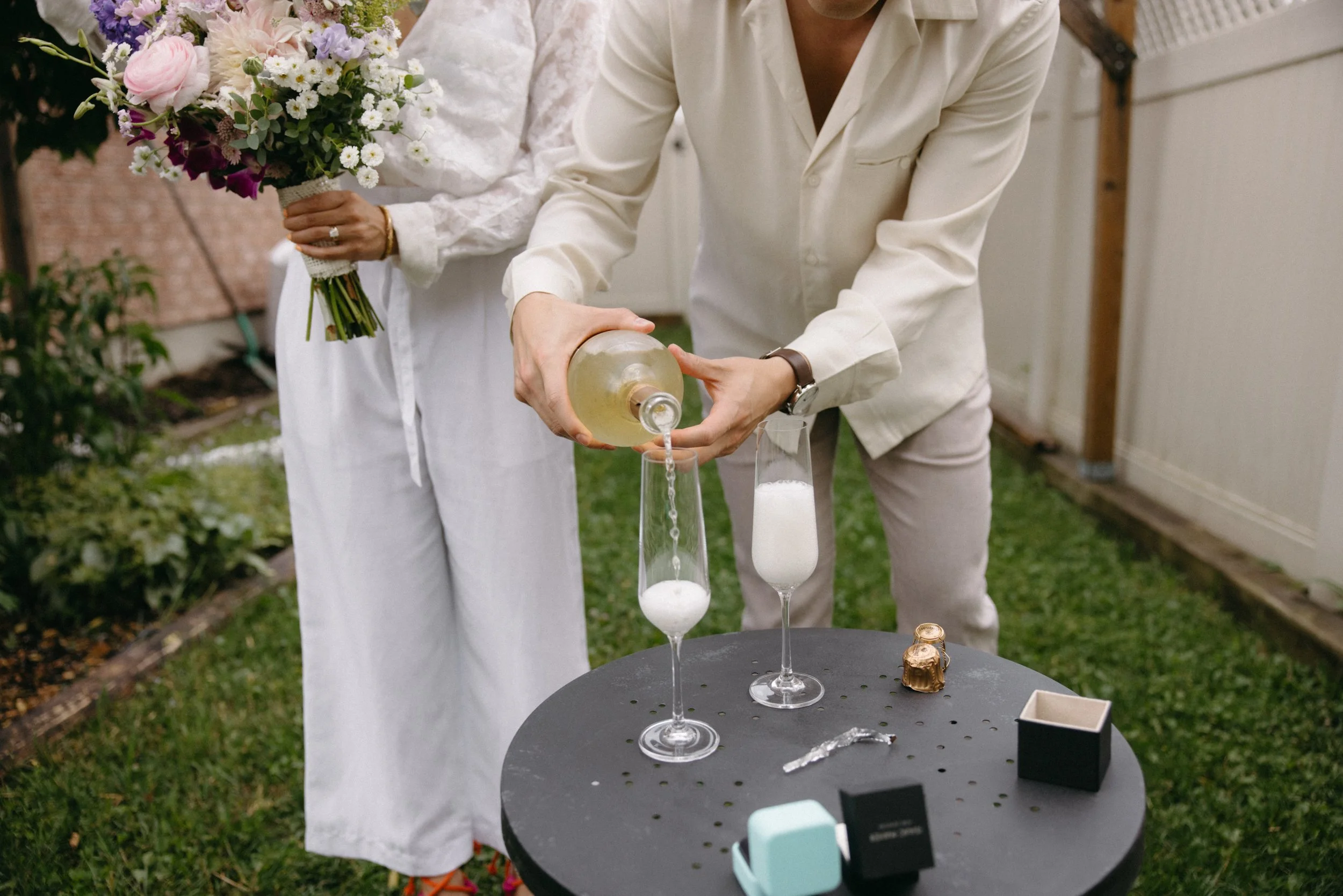 ottawa-elopement-photographer-0115.jpg