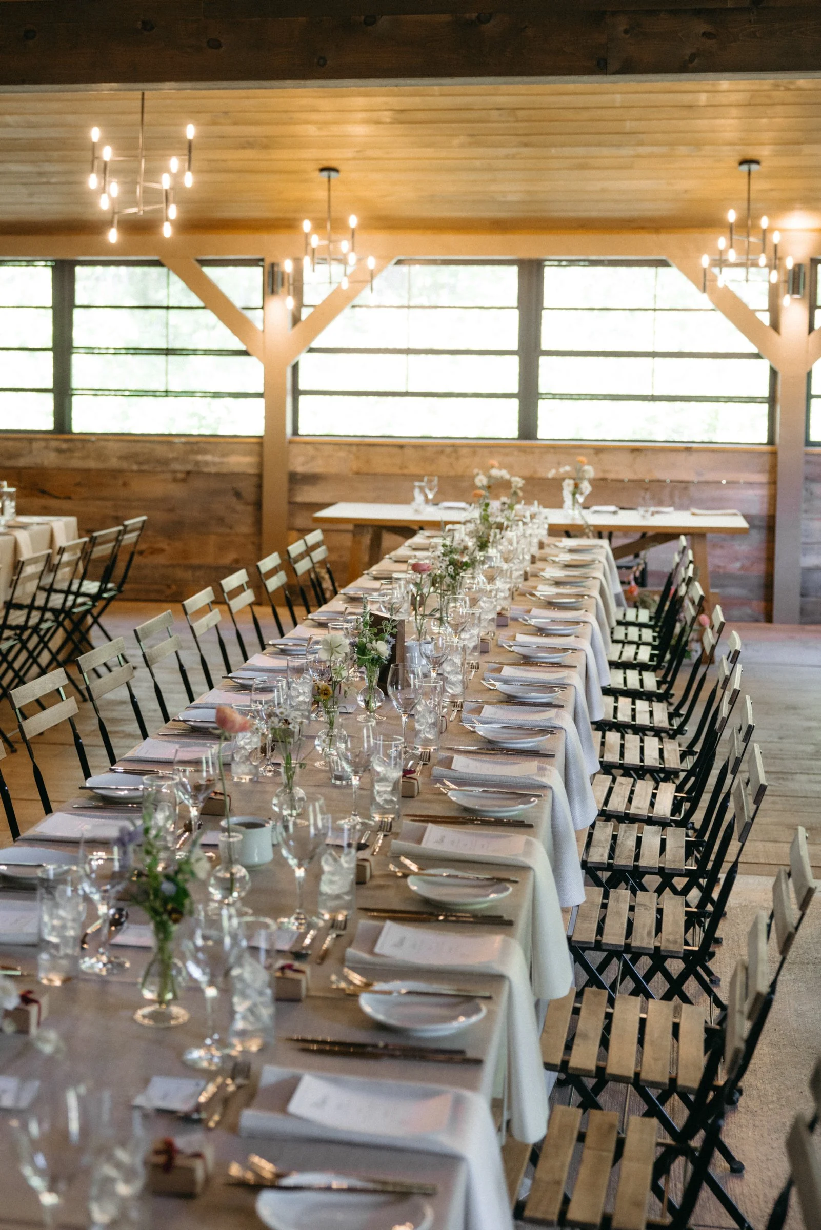 Adélina Barn Wedding Photos // Tracy Grace
