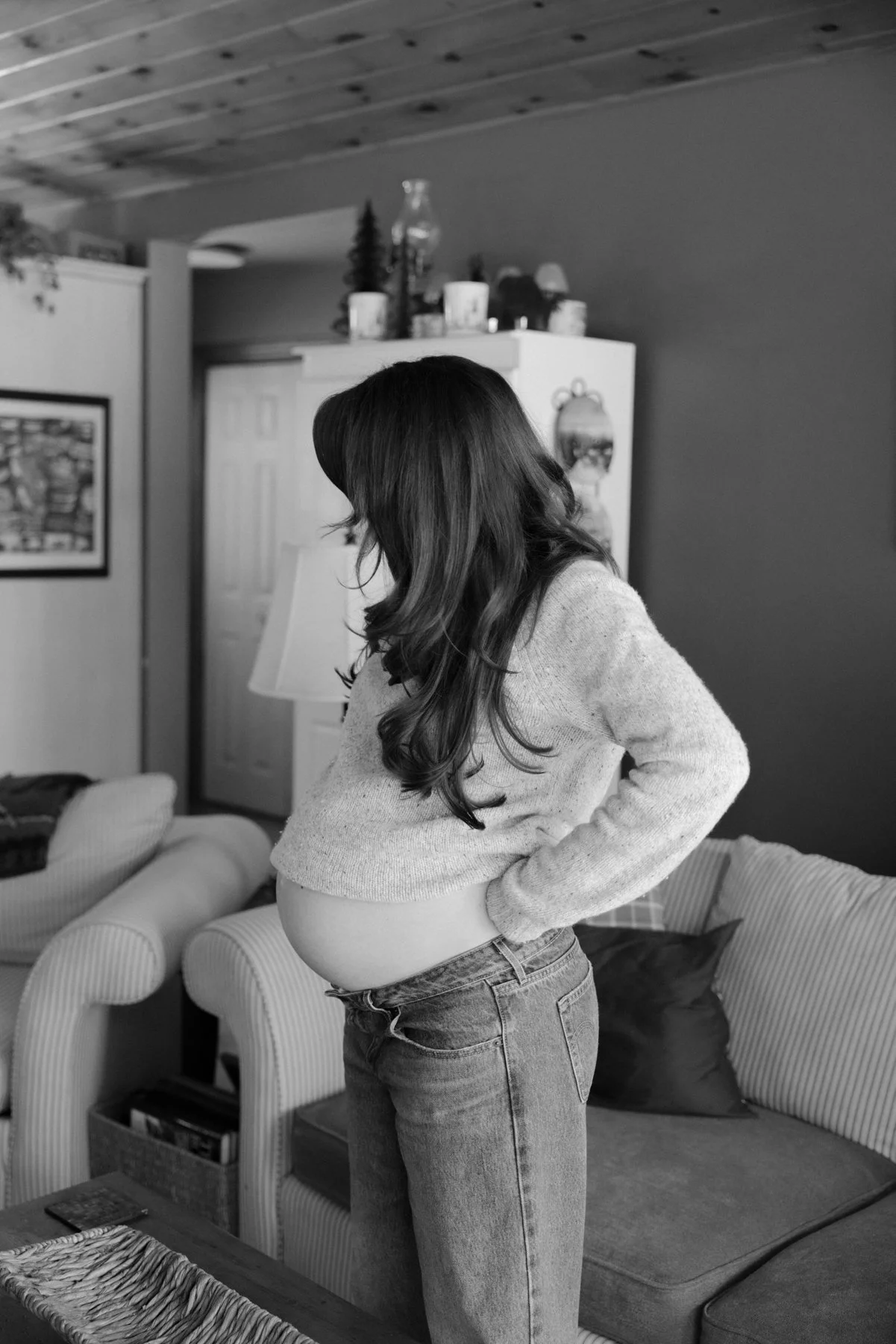 Ottawa-Maternity-Session-Cottage-0098.jpg