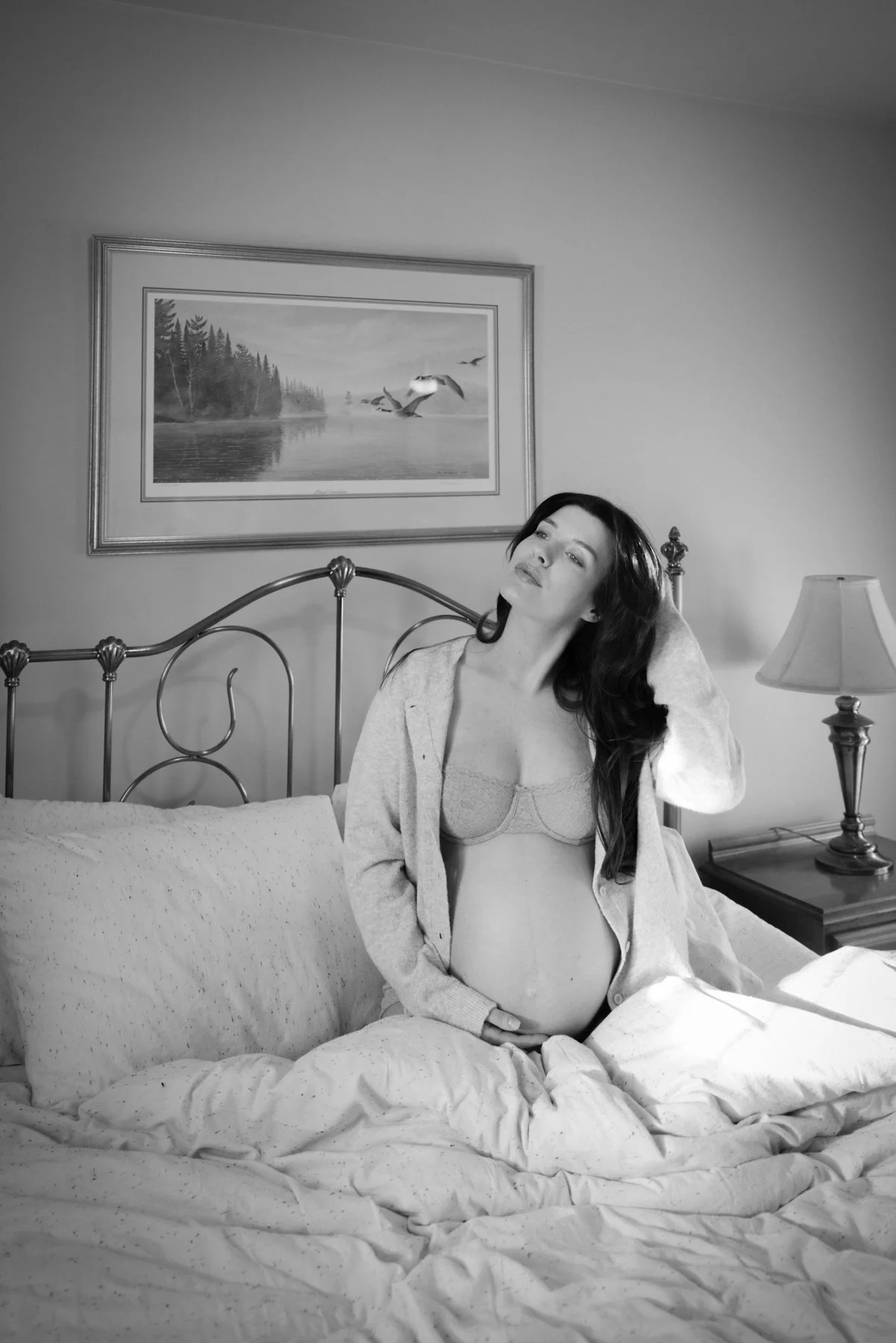 Ottawa-Maternity-Session-Cottage-0013.jpg