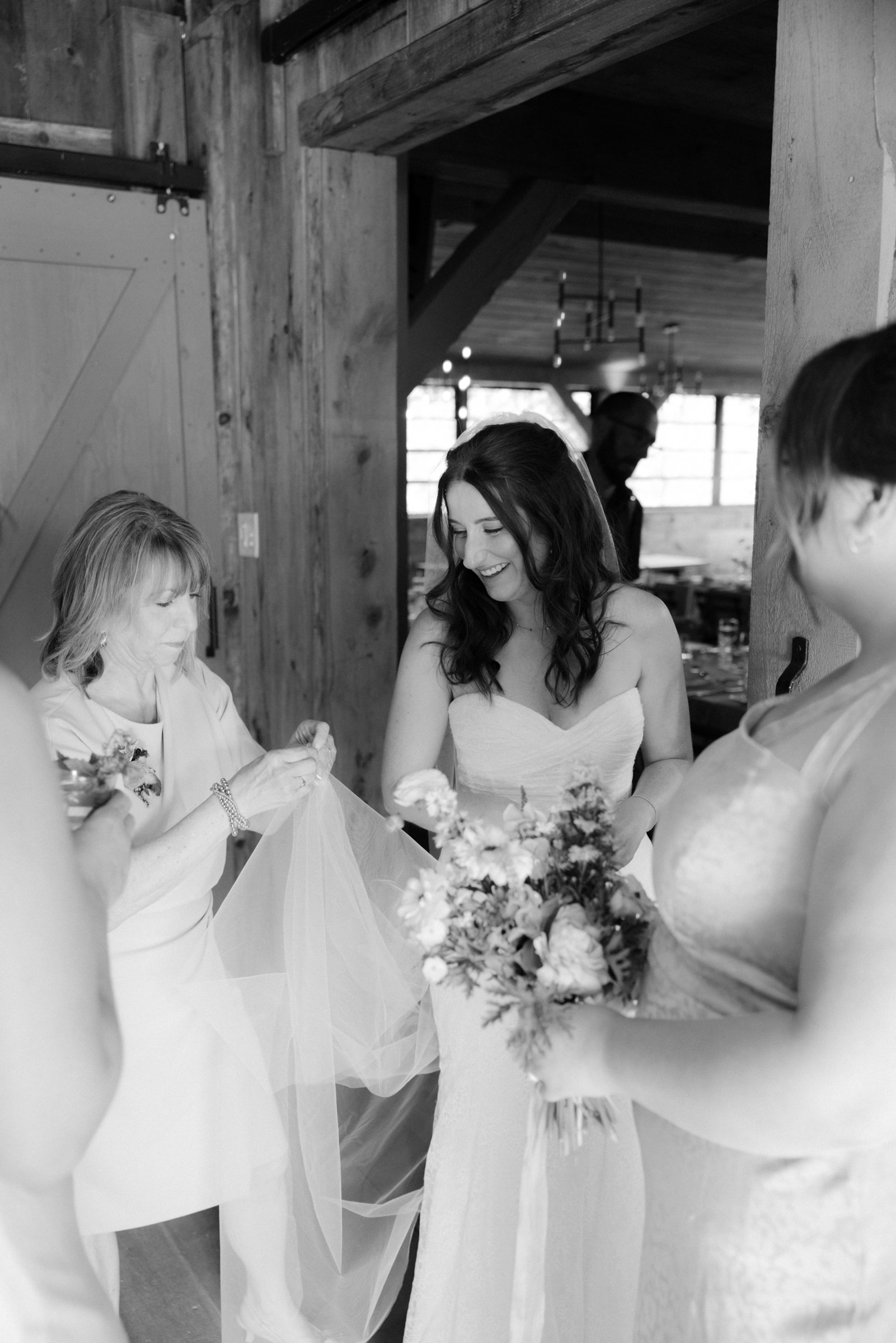 adelina-barn-wedding-photos-la-0066.jpg