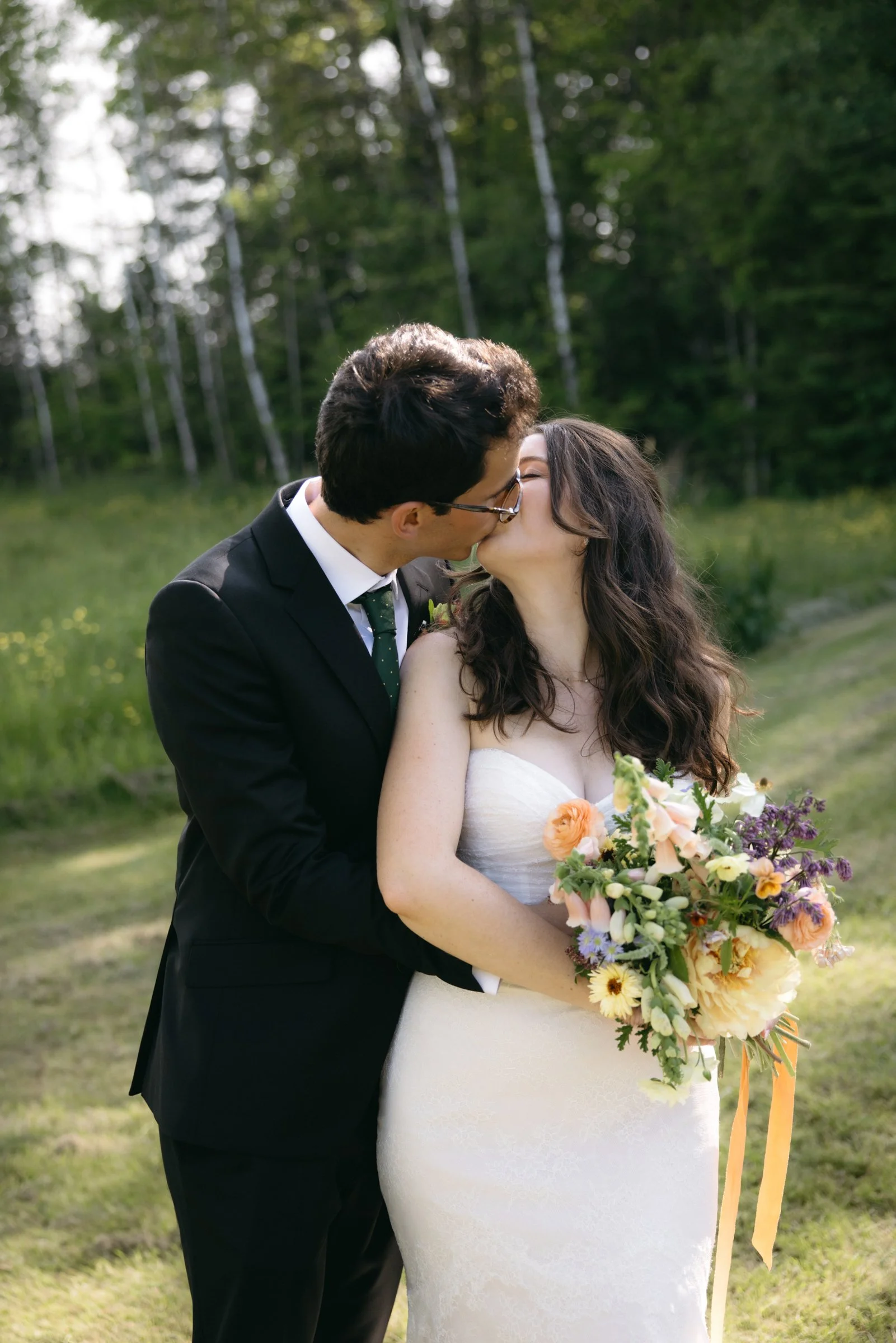 Adélina Barn Wedding Photos // Tracy Grace