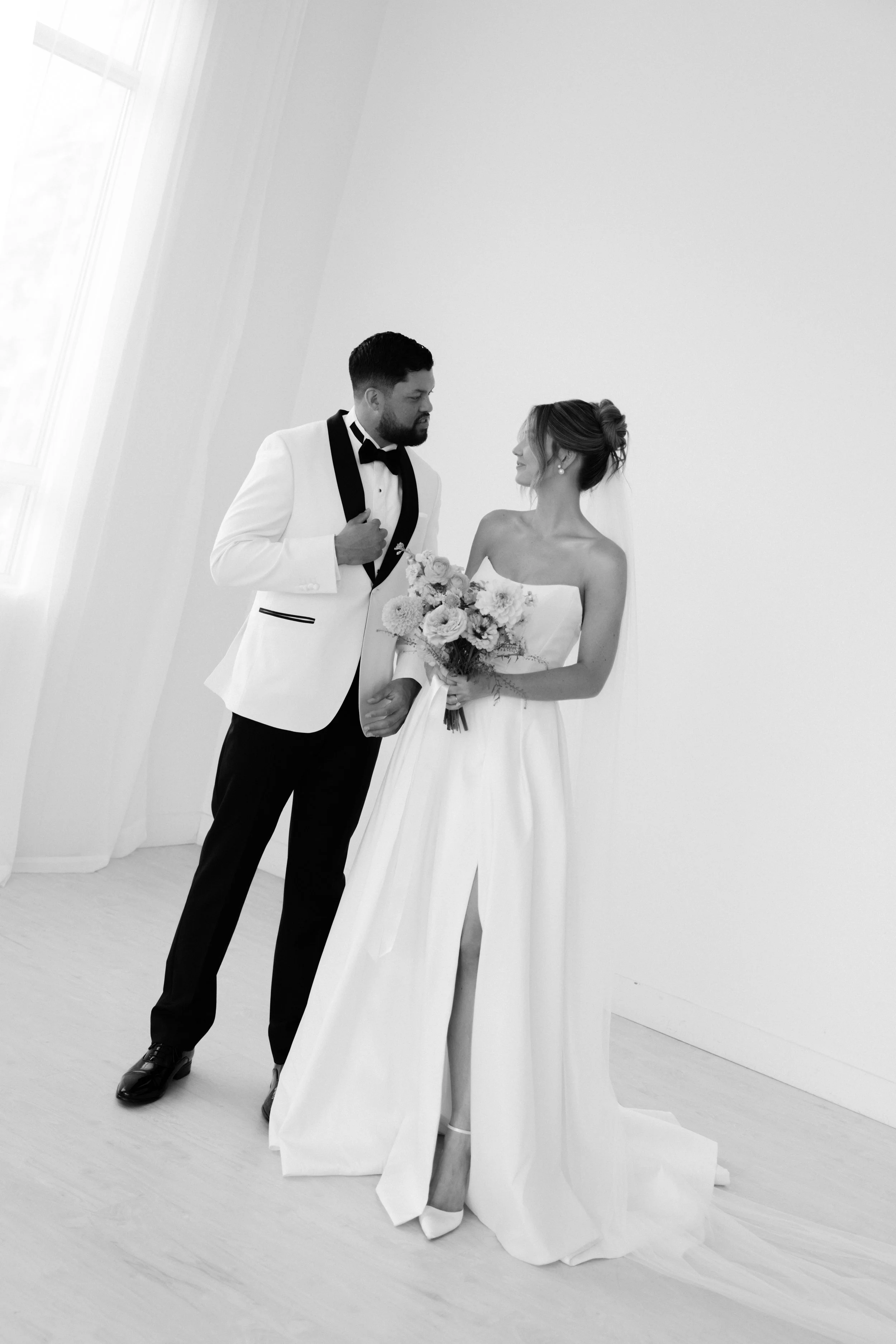 GraceAndGold-KK-WED-0294.jpg