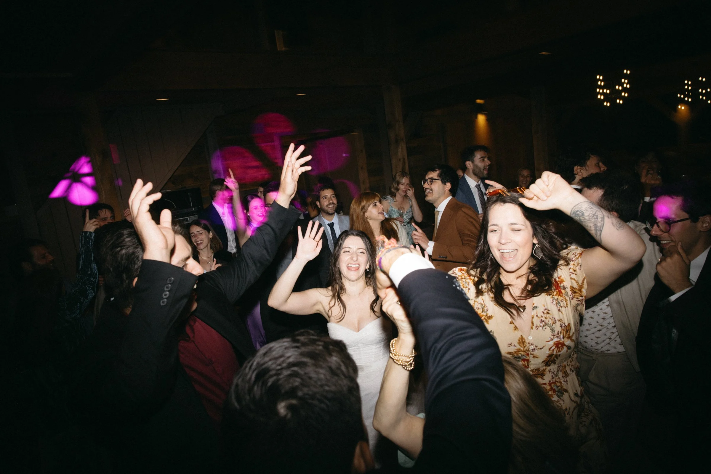 adelina-barn-wedding-photos-la-0246.jpg